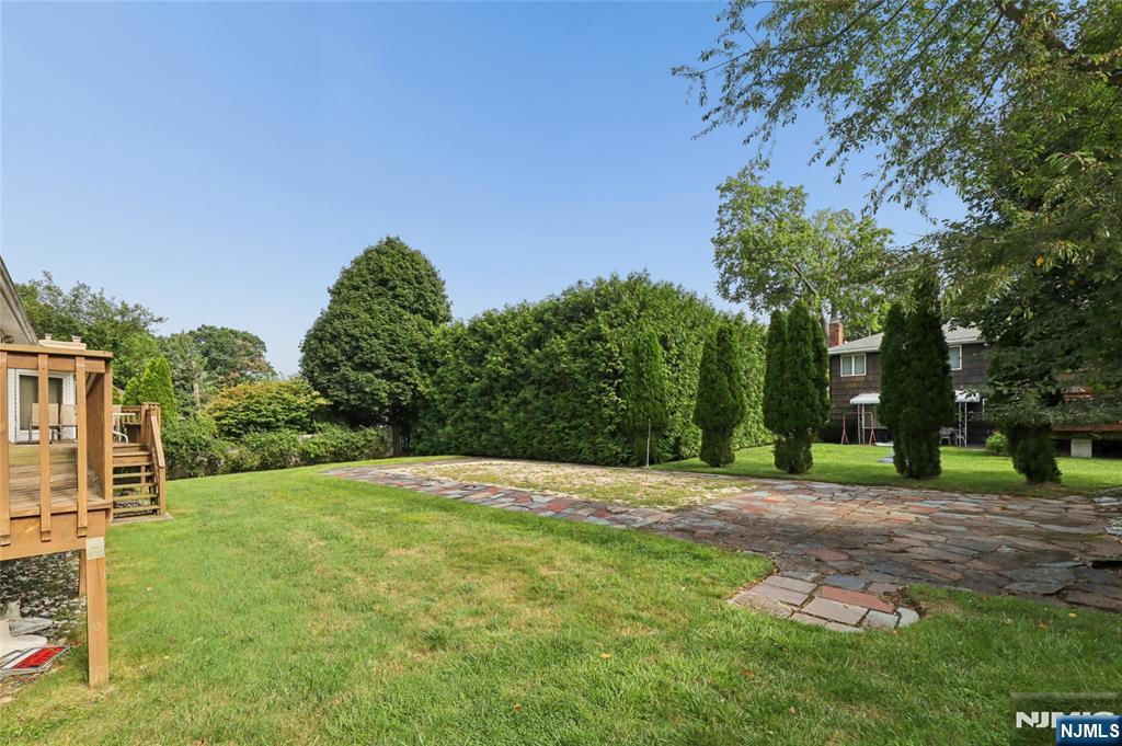 585 Churchill Road