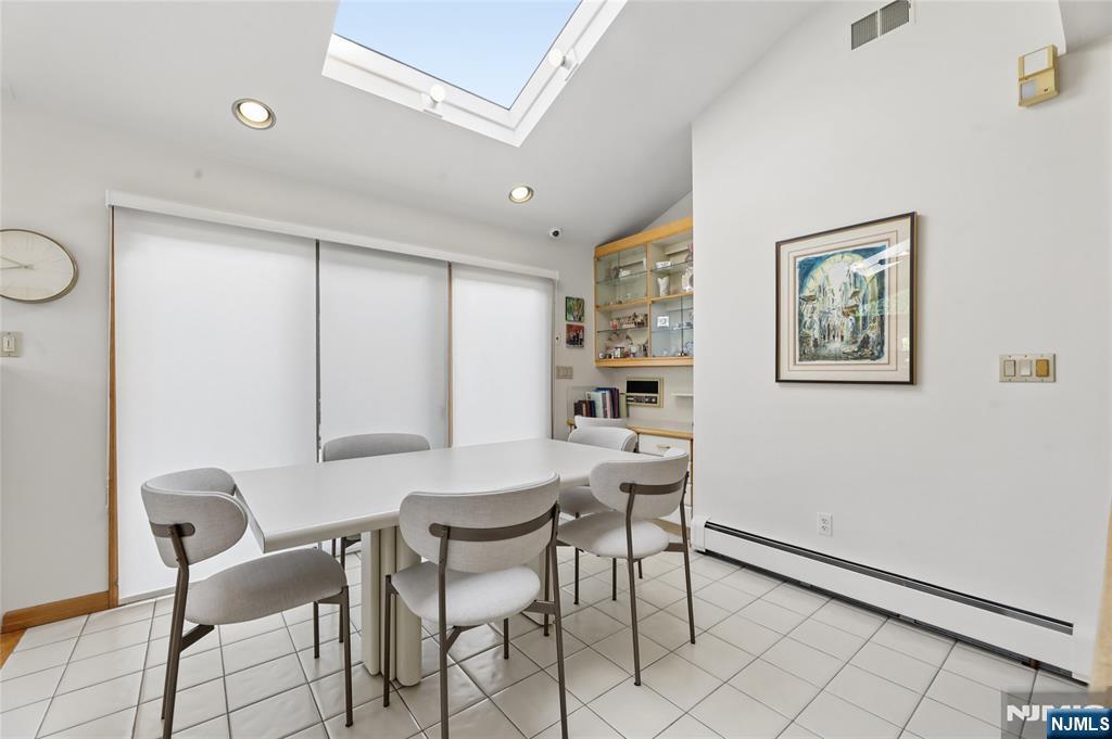 585 Churchill Road