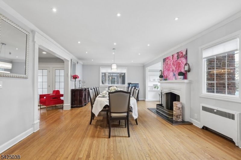 86 Crescent Ave
