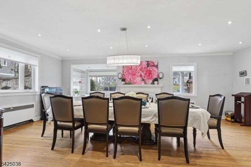 86 Crescent Ave