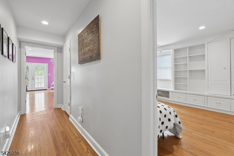 86 Crescent Ave