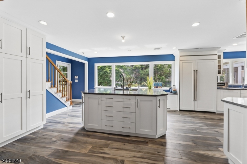 1271 Alicia Ave