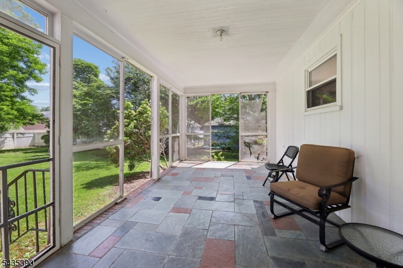 1271 Alicia Ave