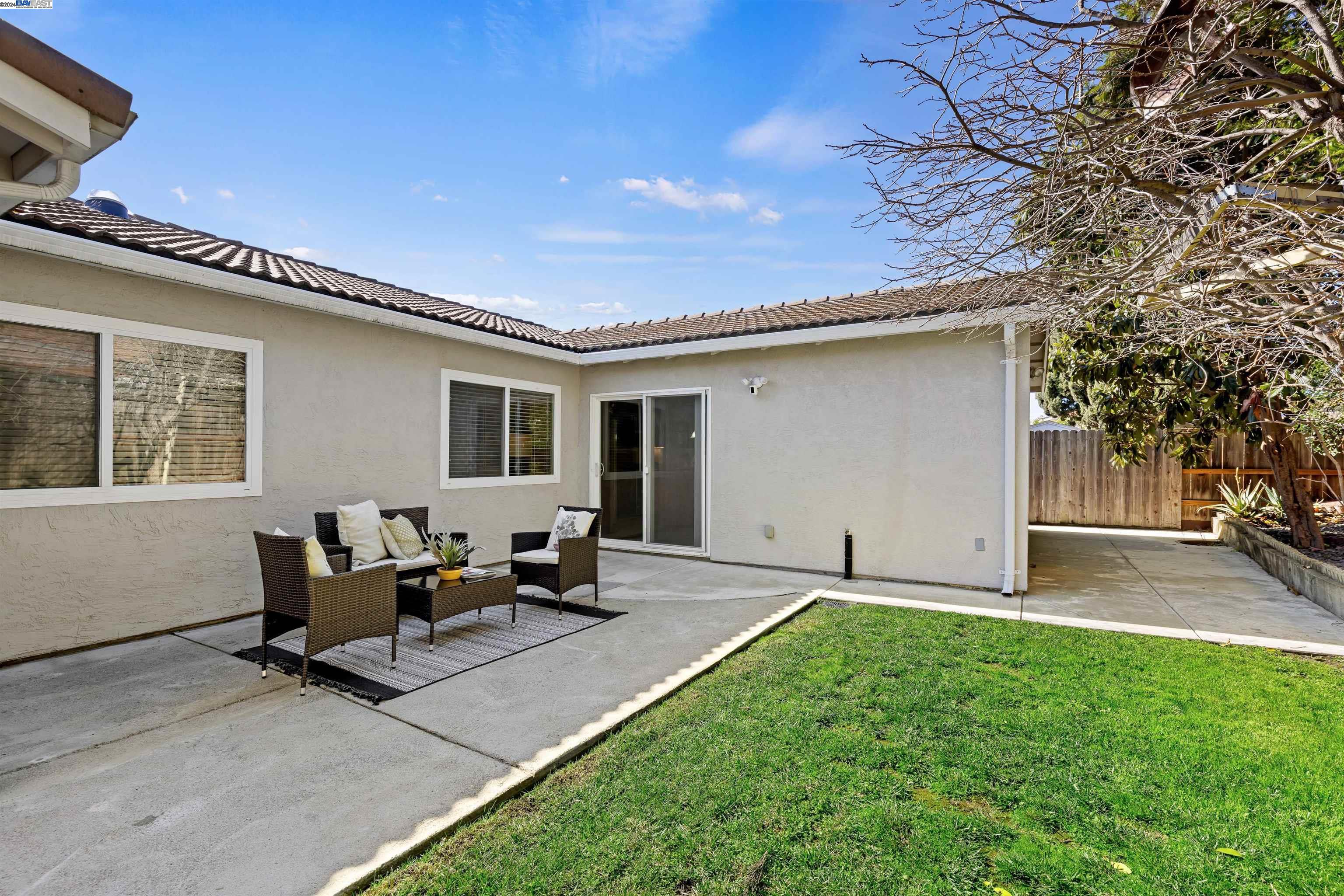 32840 Bucks Lake Ln