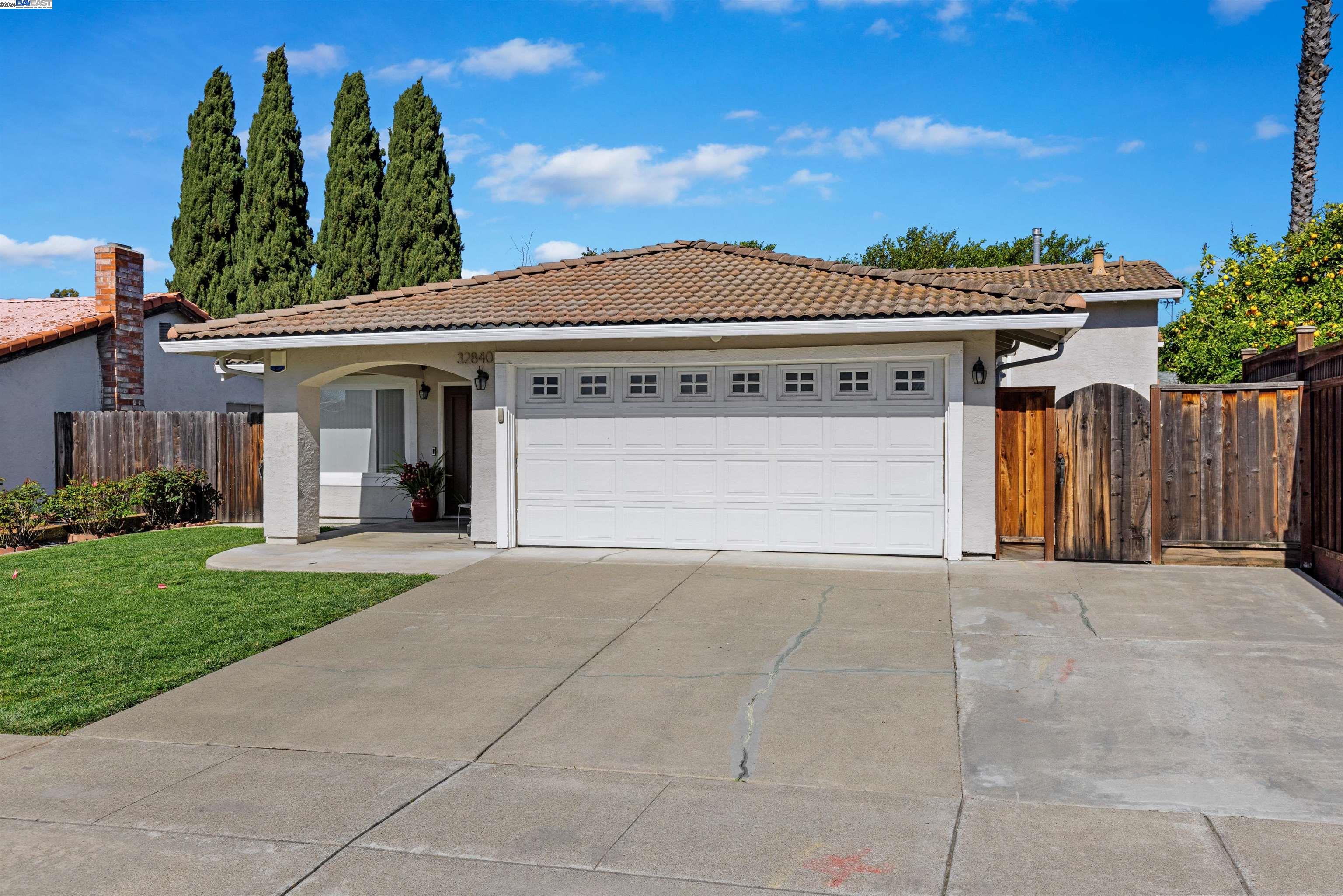 32840 Bucks Lake Ln