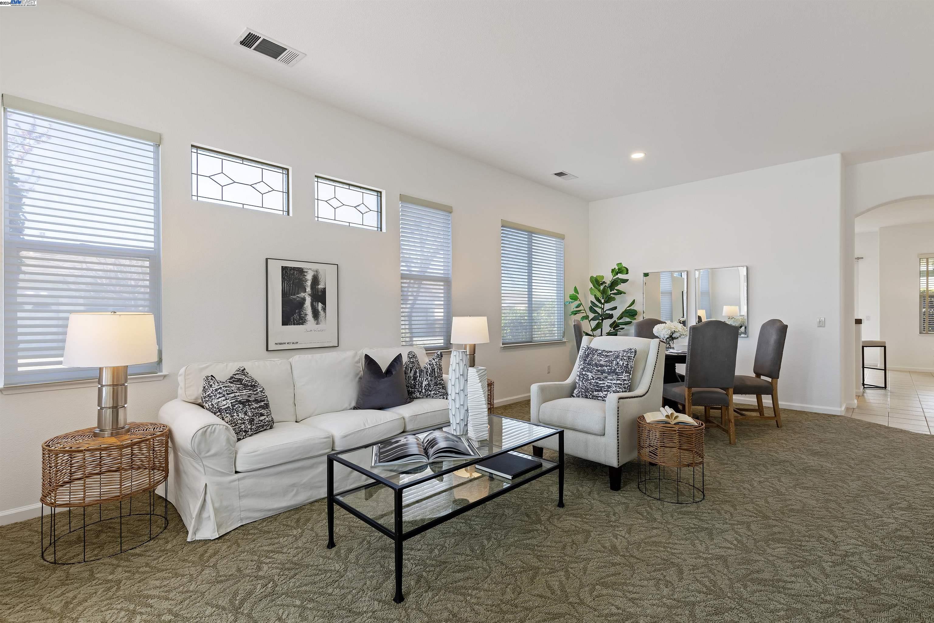 581 Valmore Pl