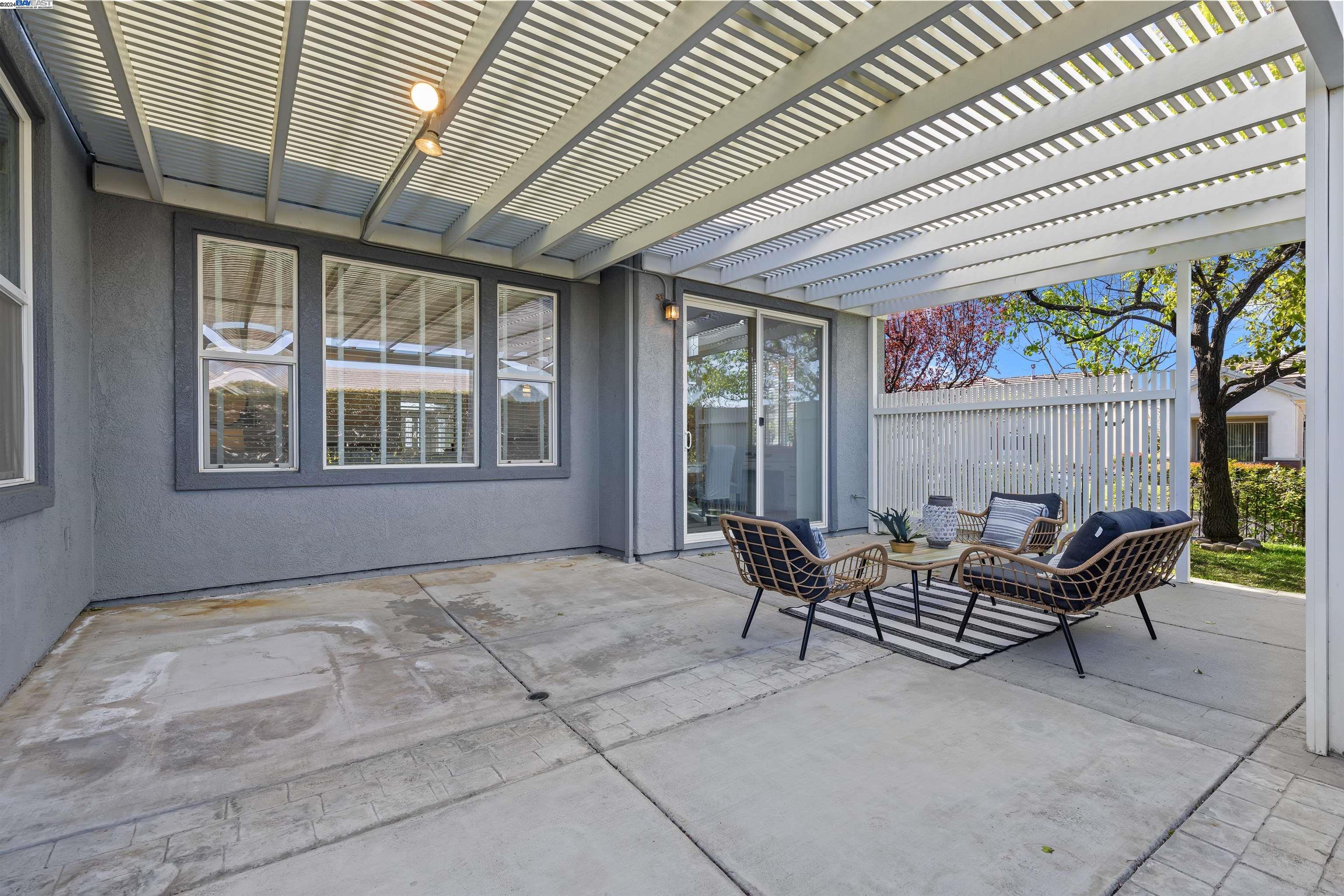 581 Valmore Pl