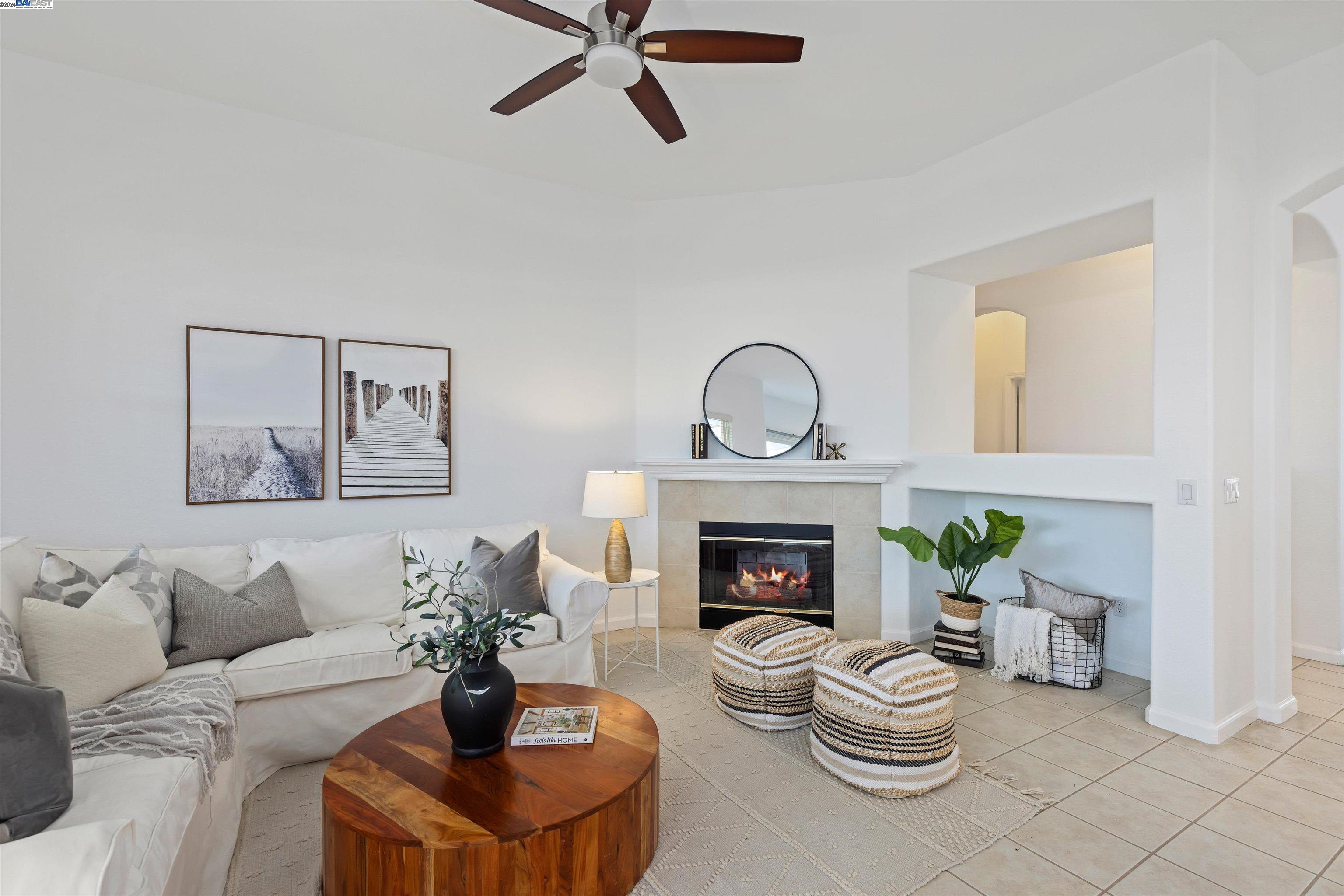 581 Valmore Pl