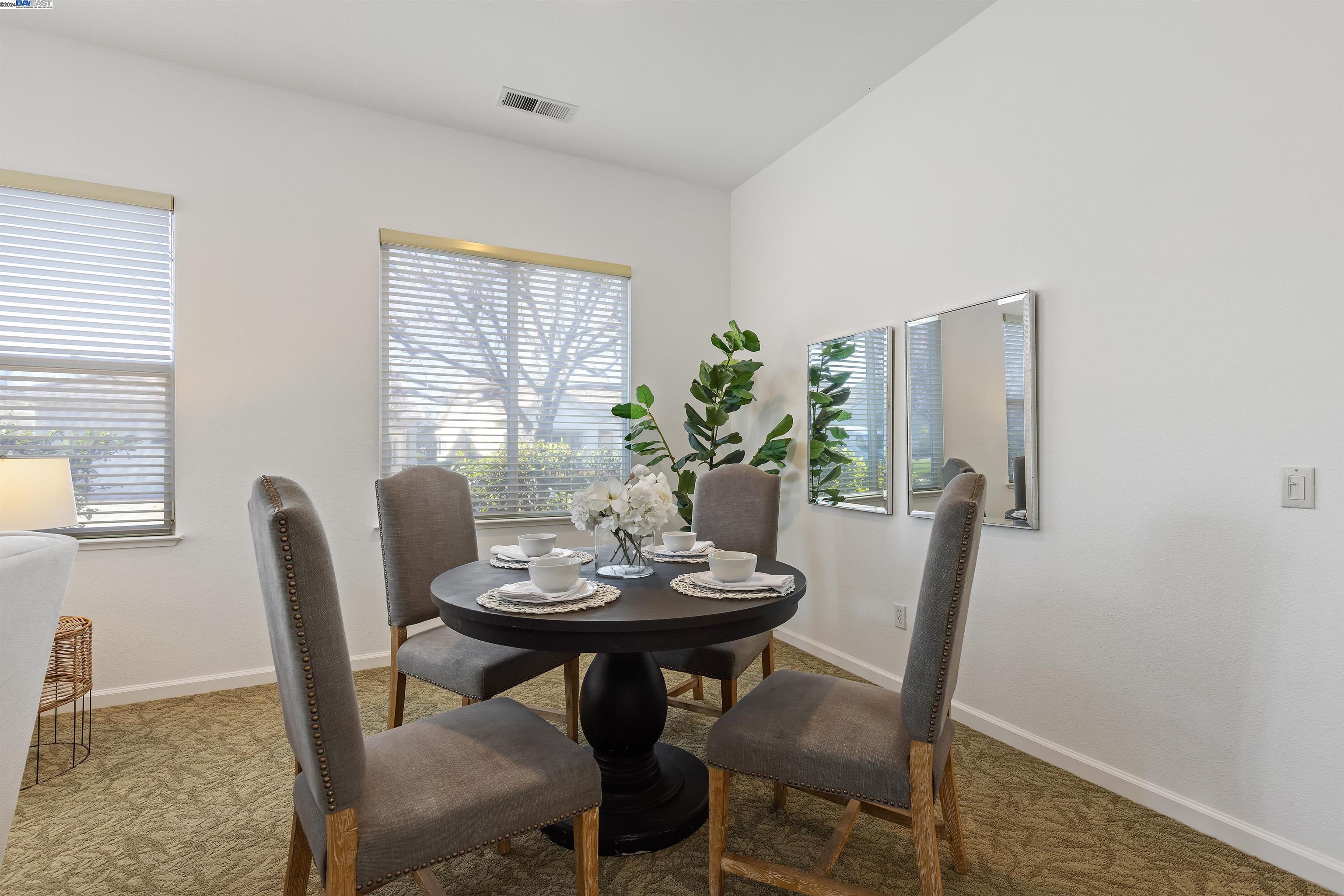 581 Valmore Pl