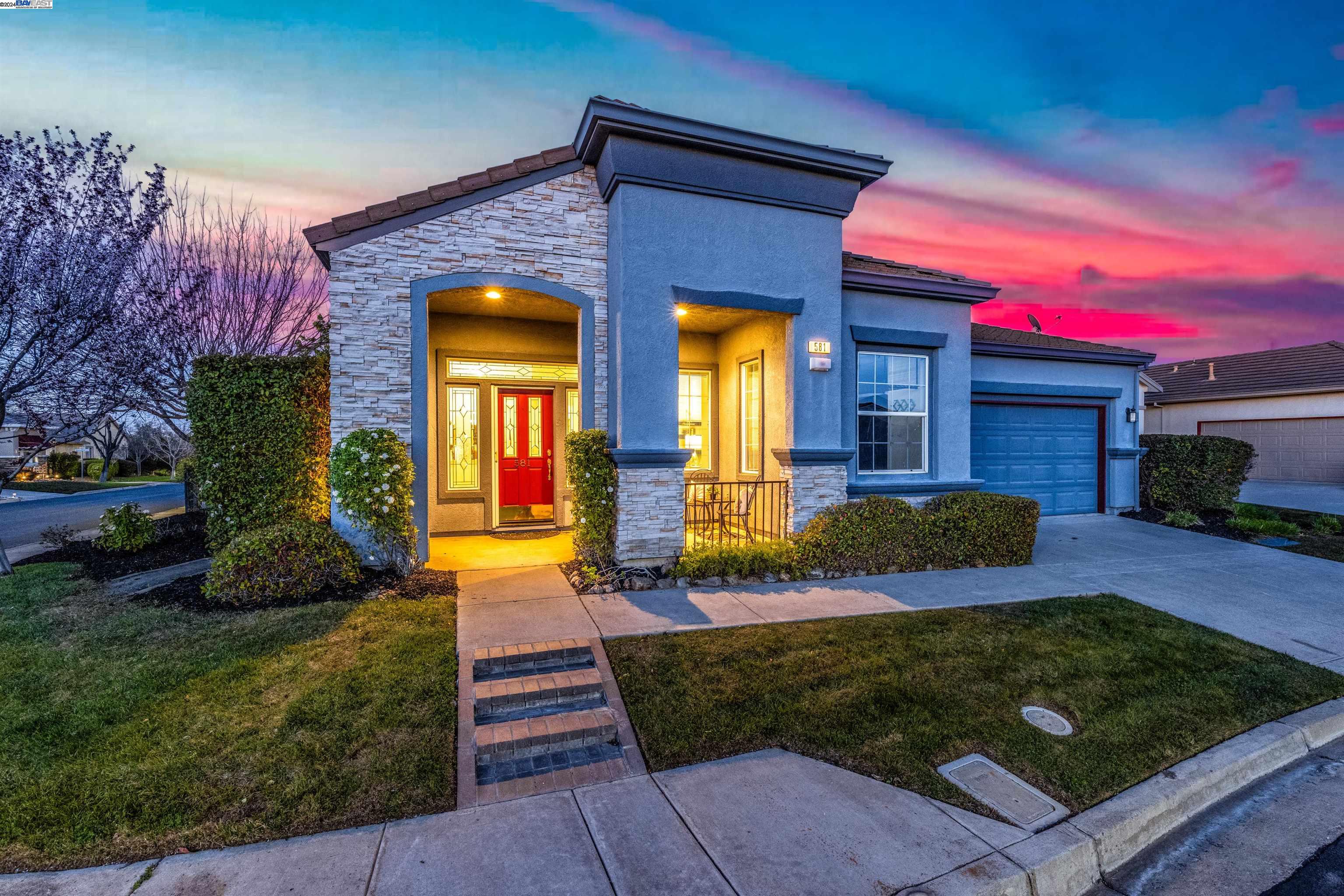 581 Valmore Pl