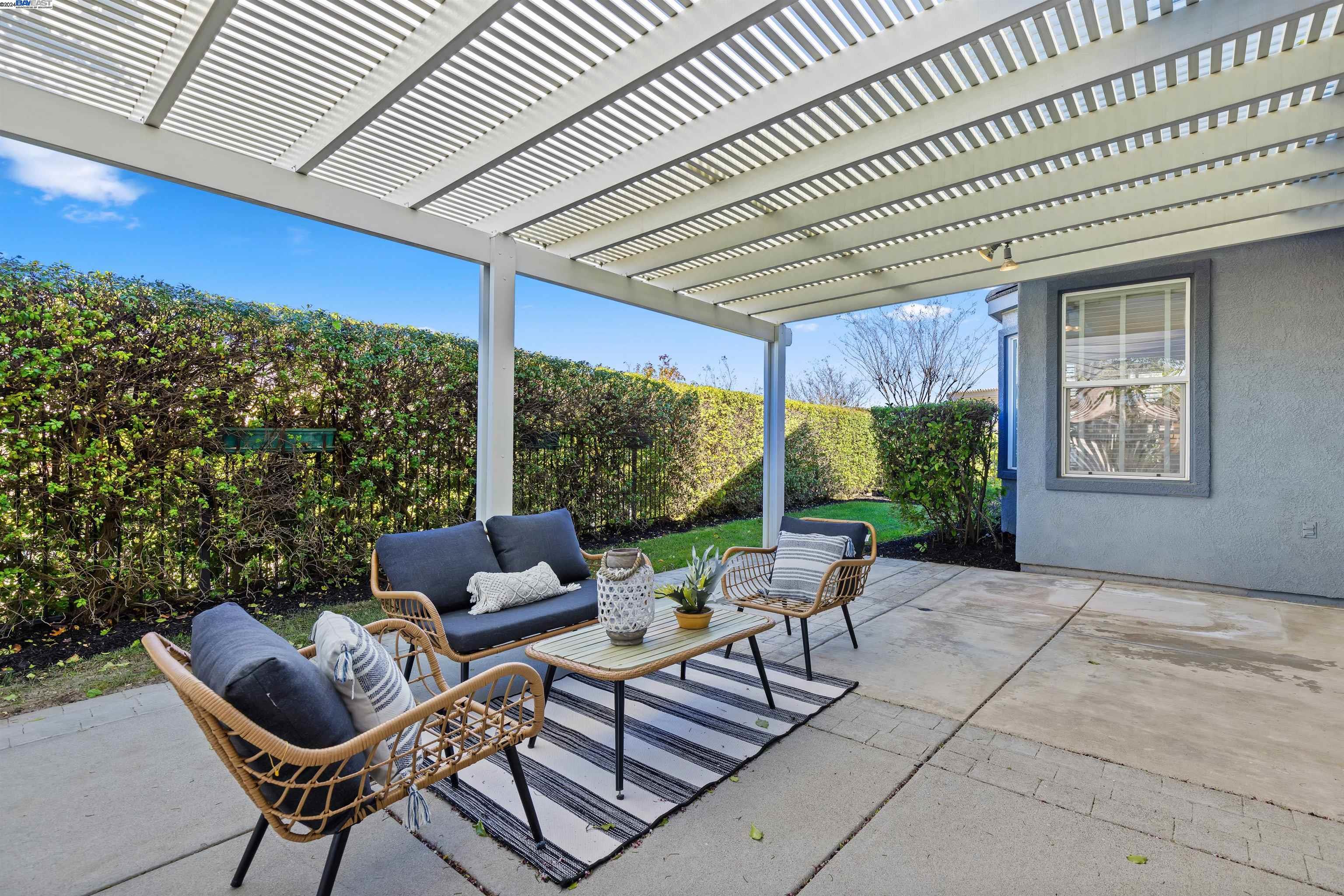 581 Valmore Pl
