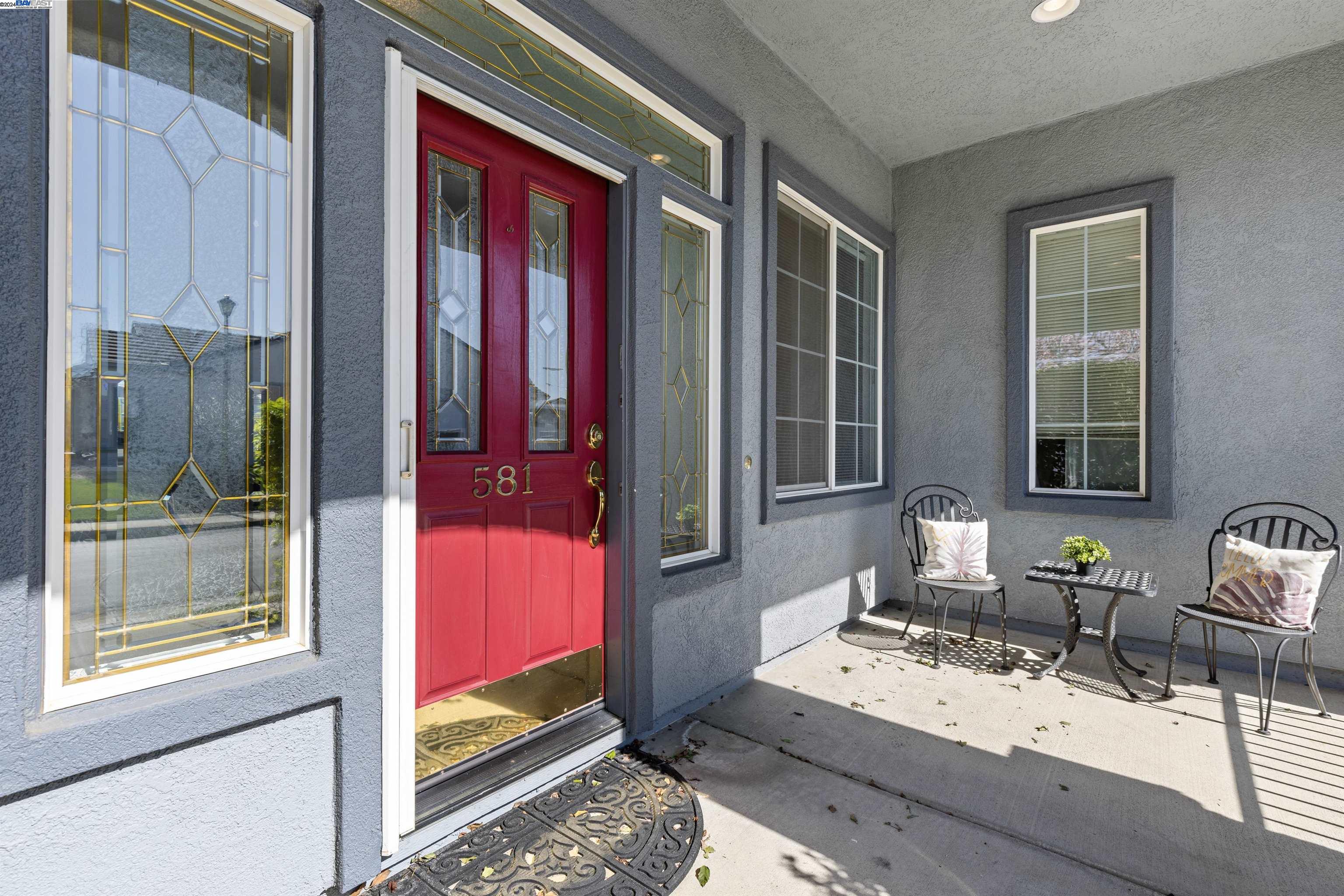 581 Valmore Pl