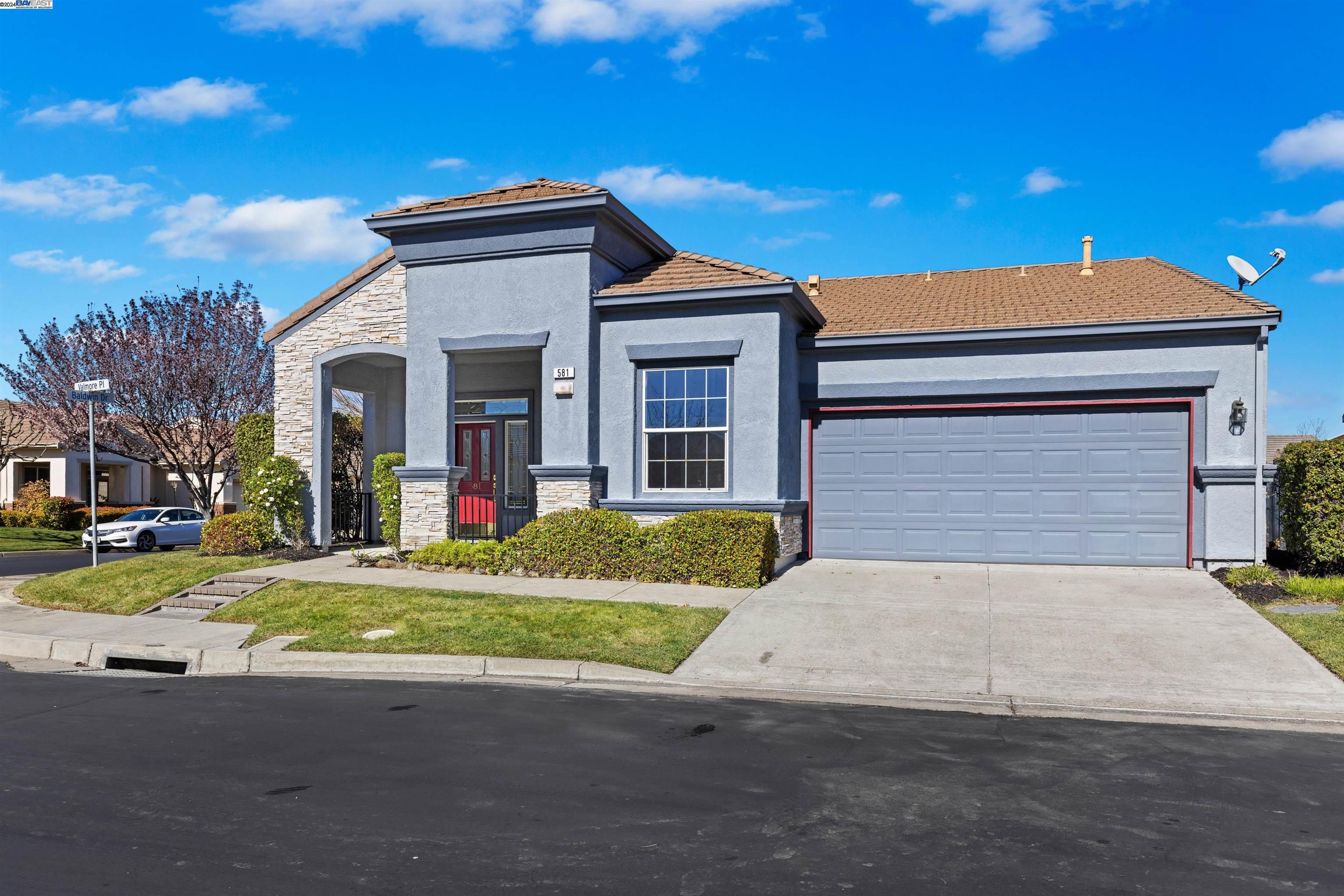 581 Valmore Pl