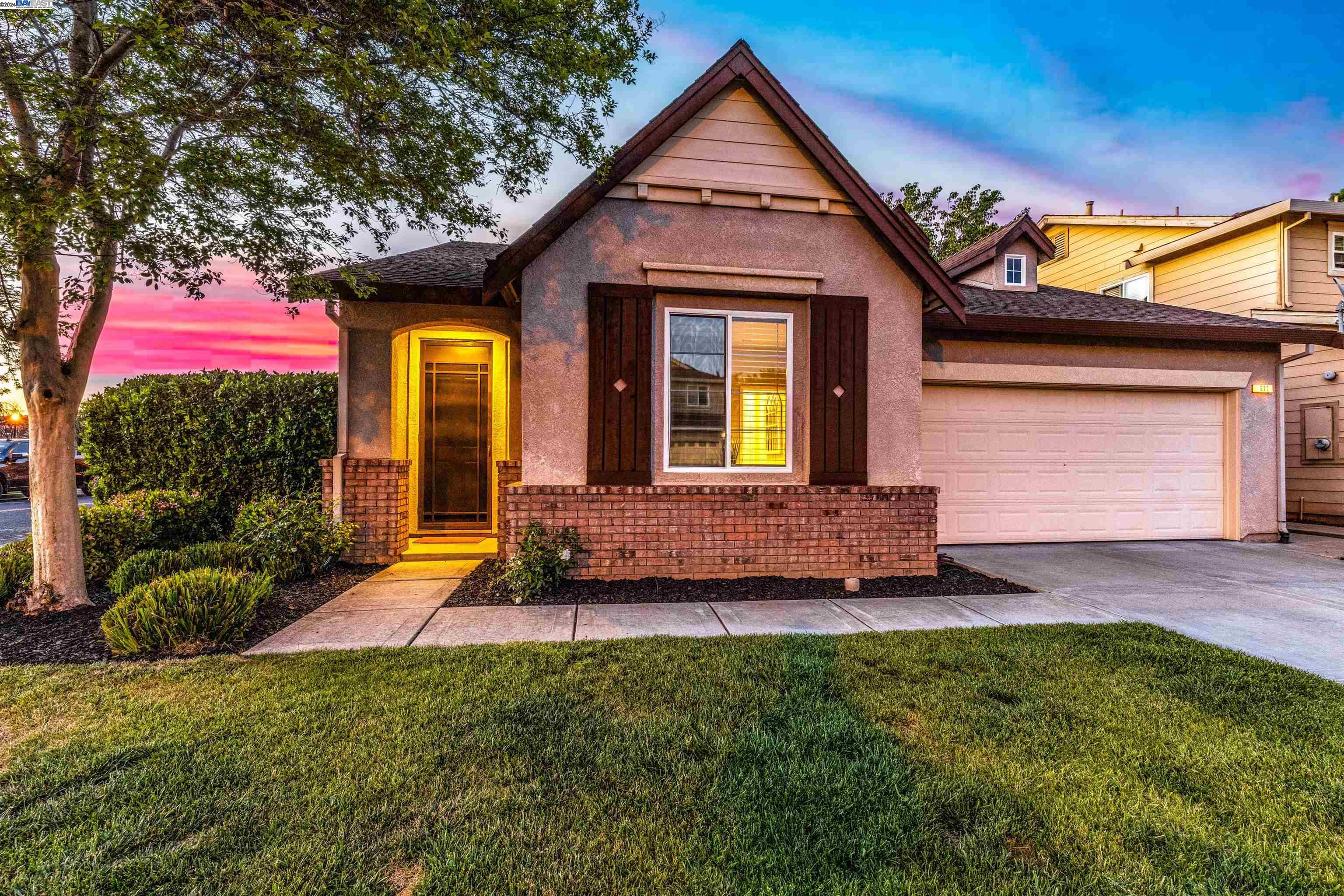 611 Ash Ct