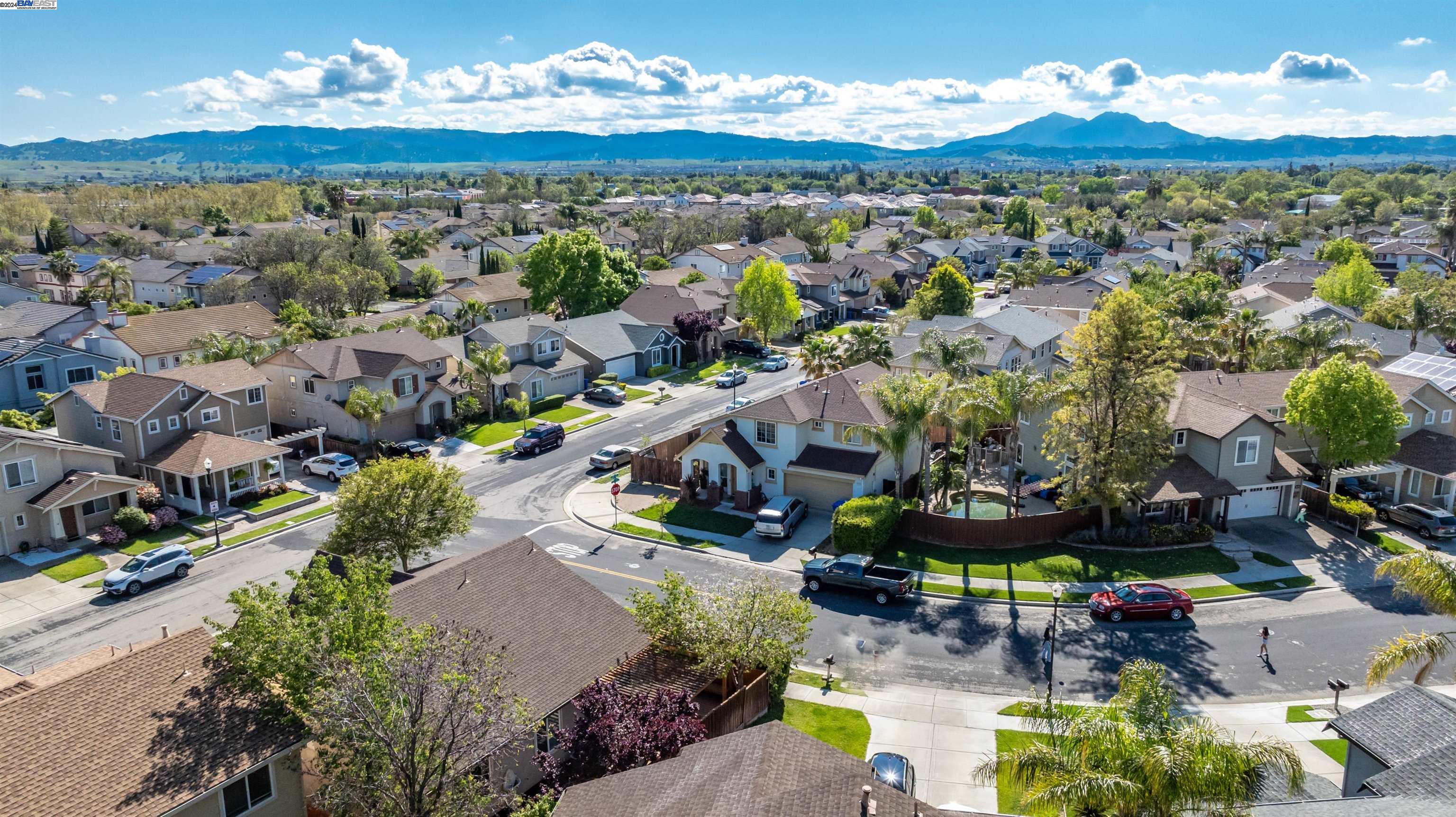 611 Ash Ct