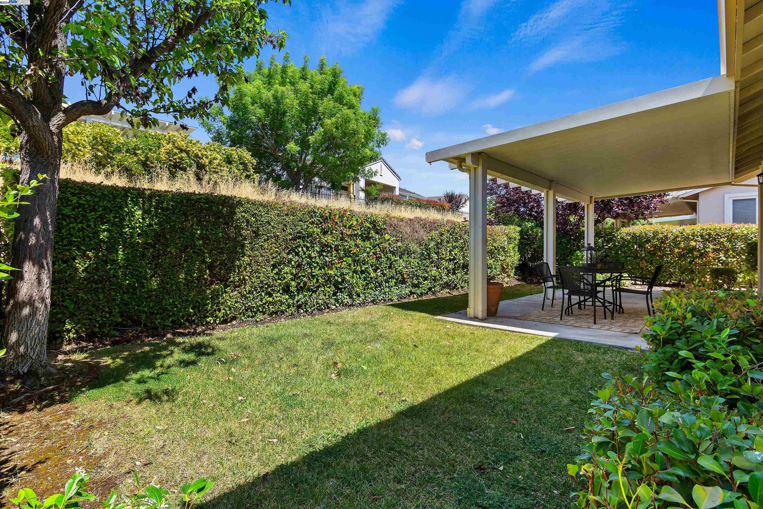 1474 Bismarck Ln