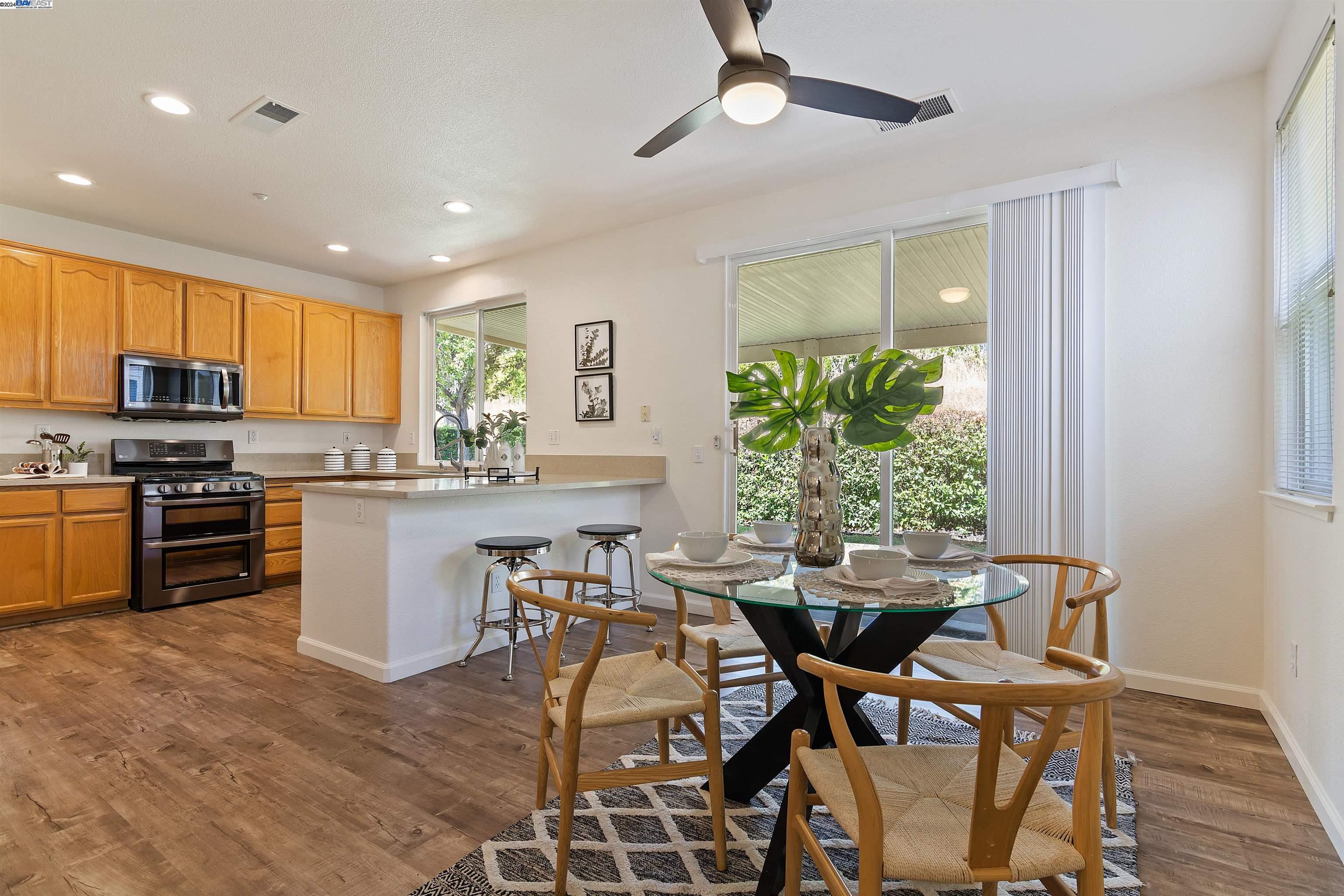 1474 Bismarck Ln