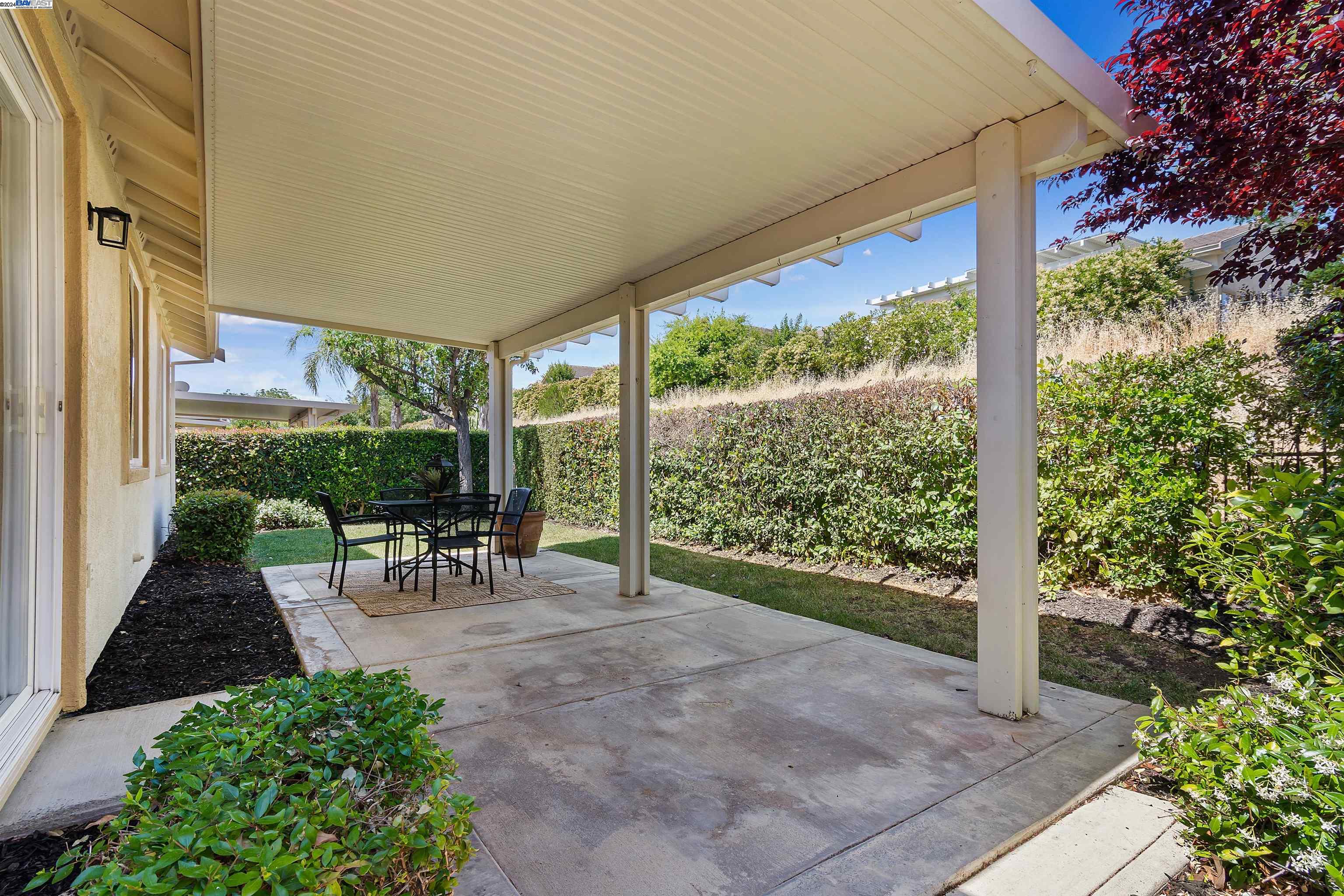 1474 Bismarck Ln