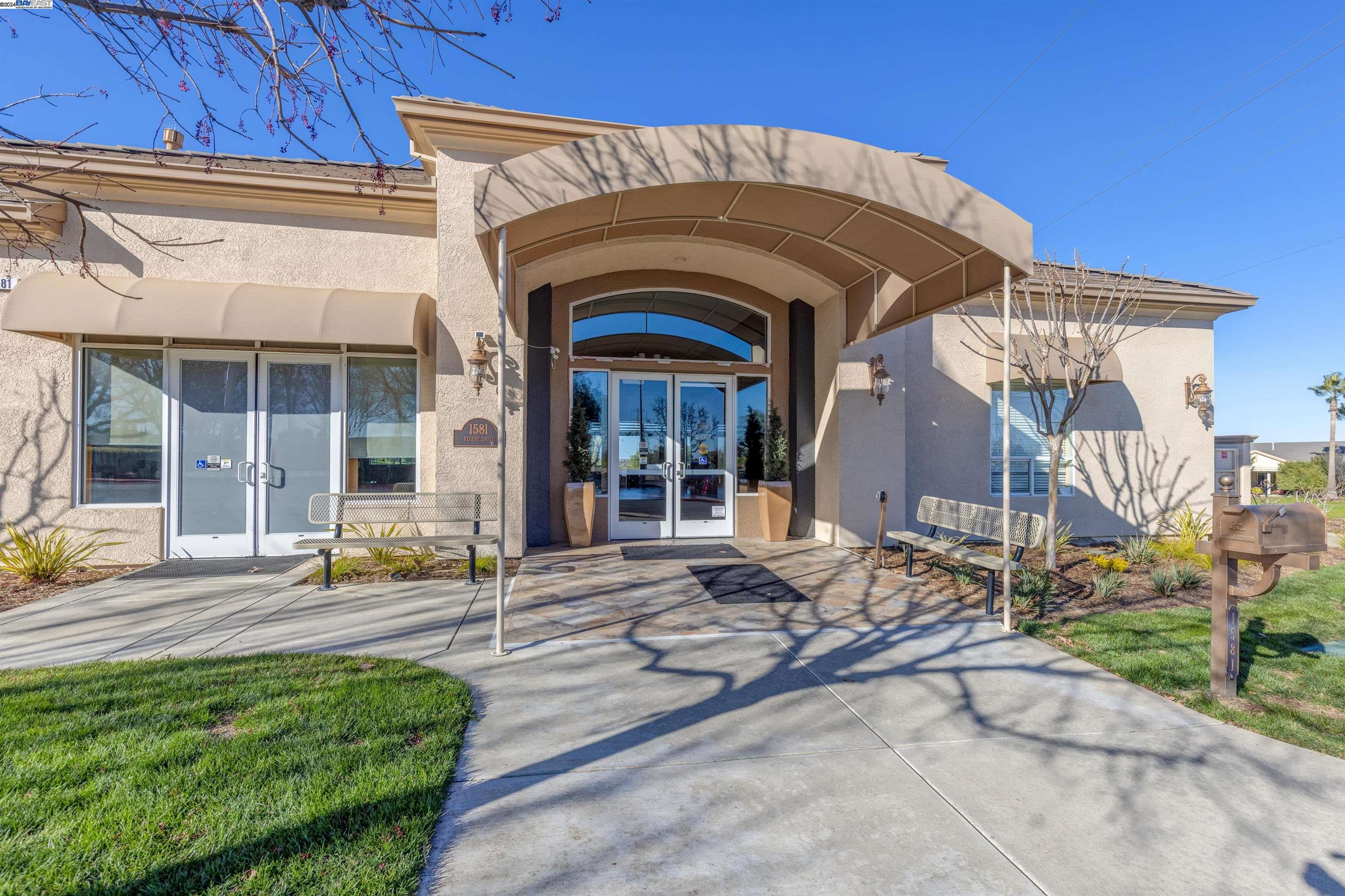 1474 Bismarck Ln