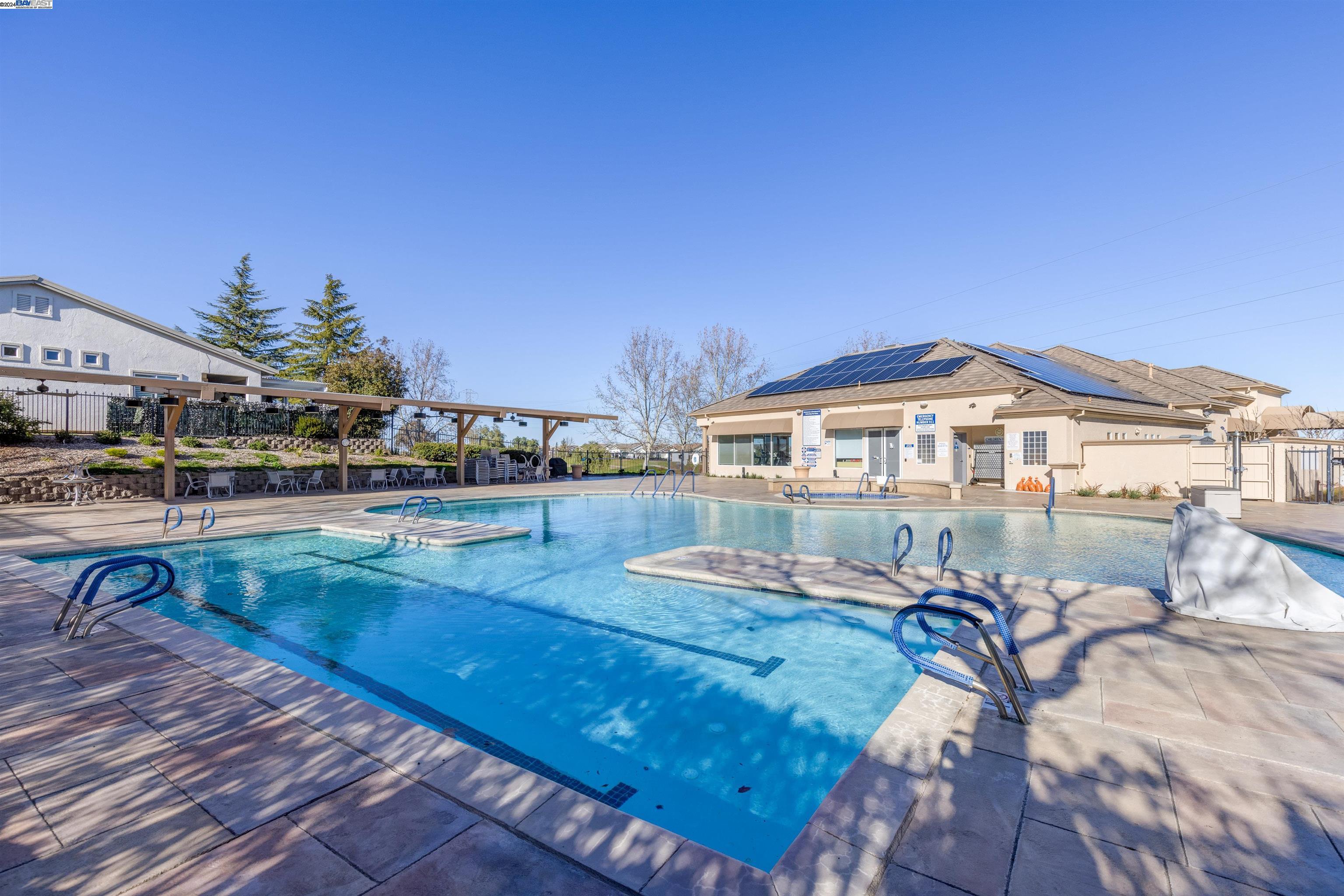 1474 Bismarck Ln