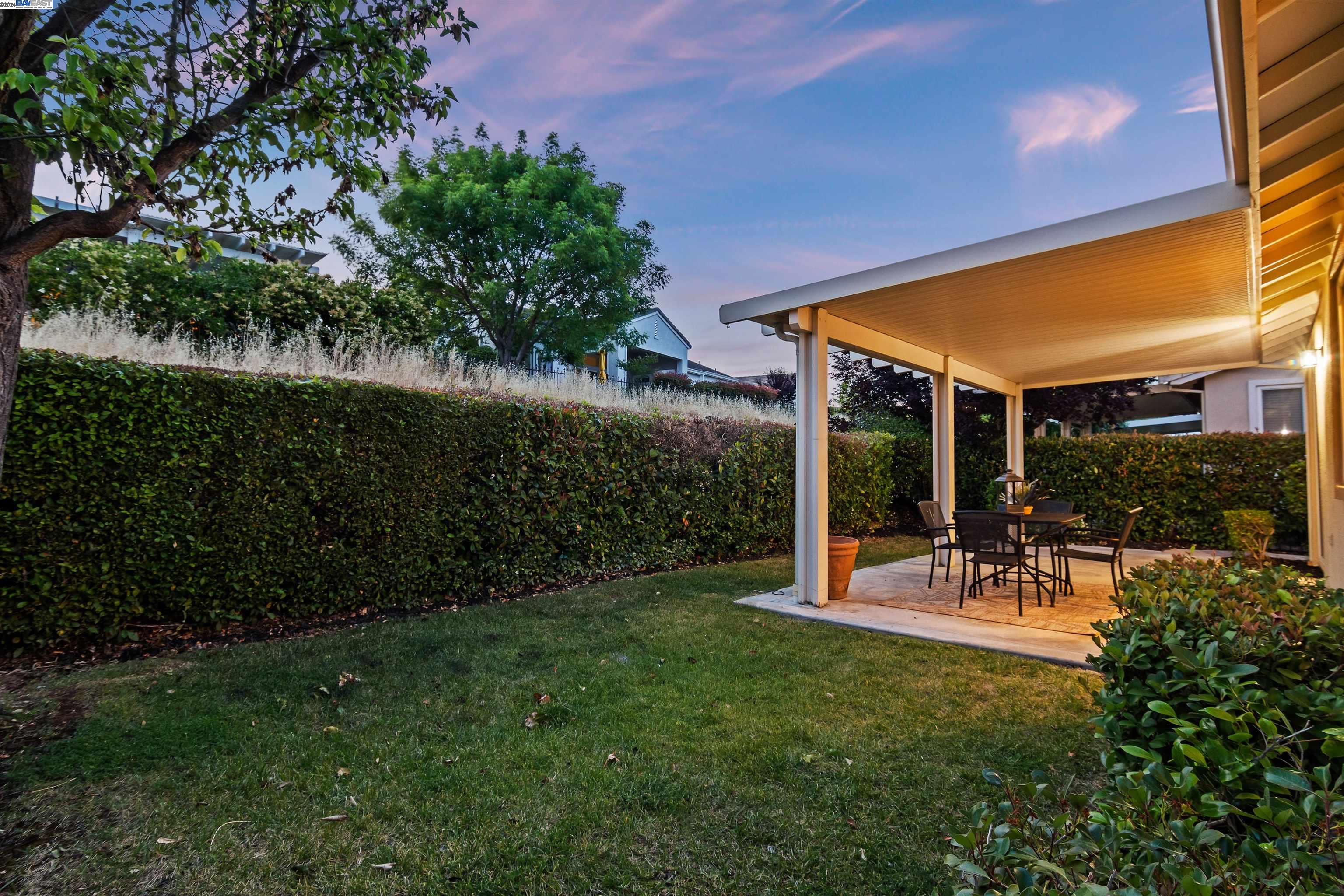 1474 Bismarck Ln