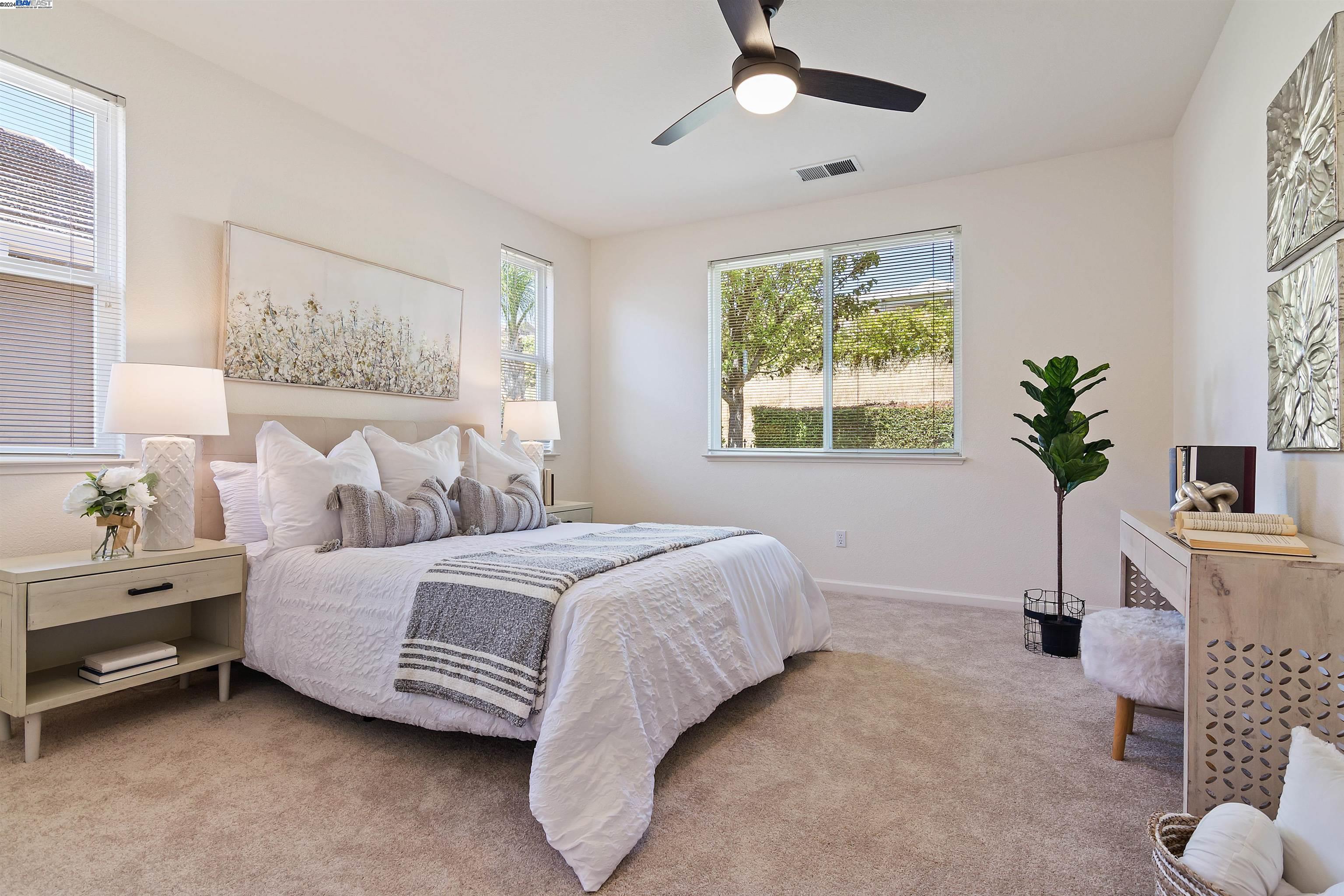 1474 Bismarck Ln