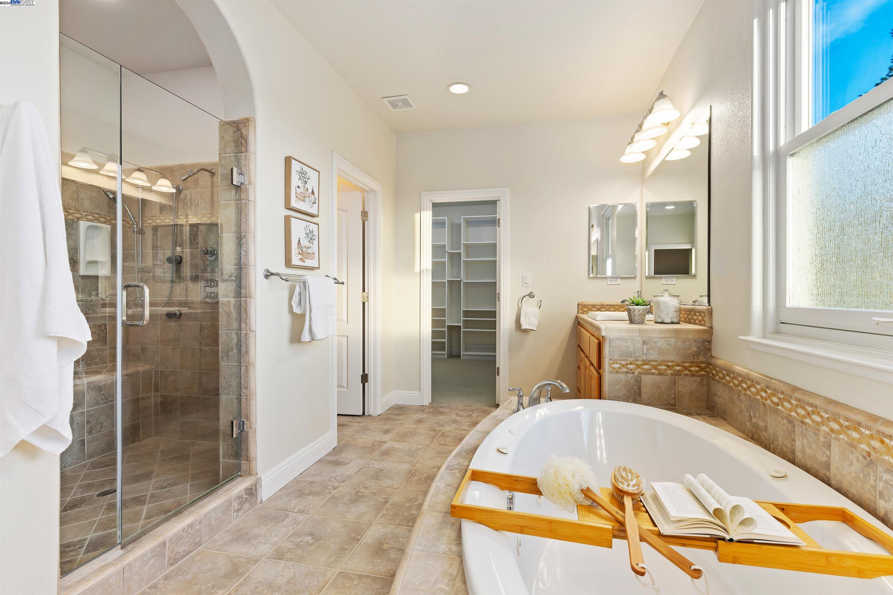 636 Dromana Ct