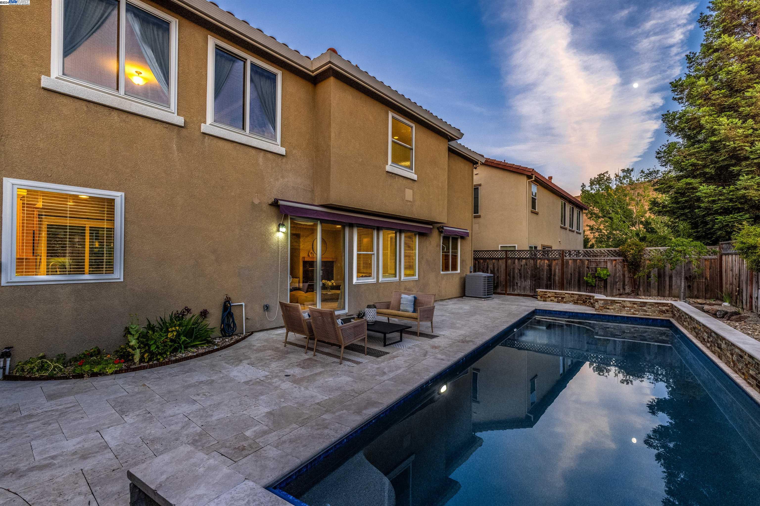 636 Dromana Ct