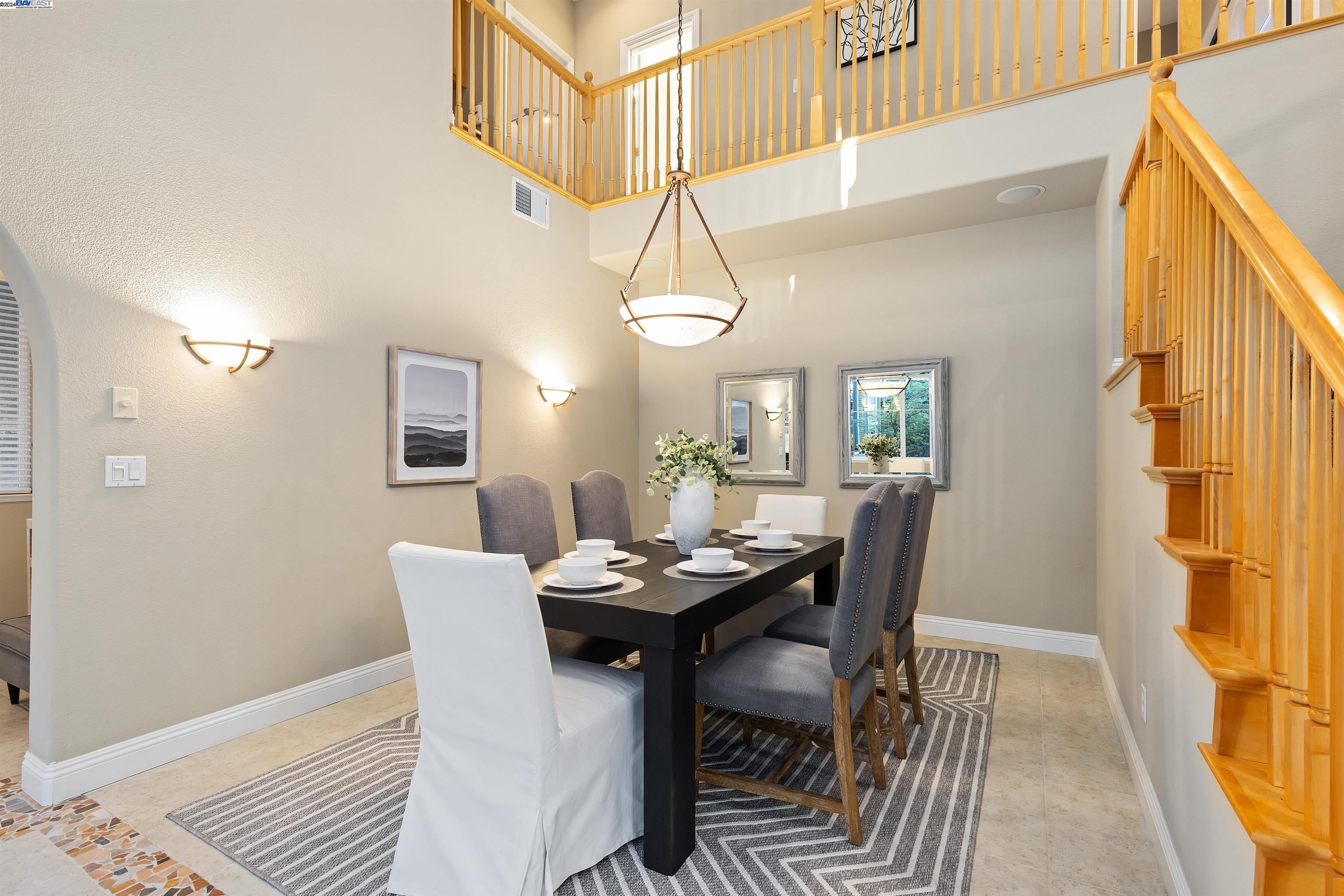 636 Dromana Ct