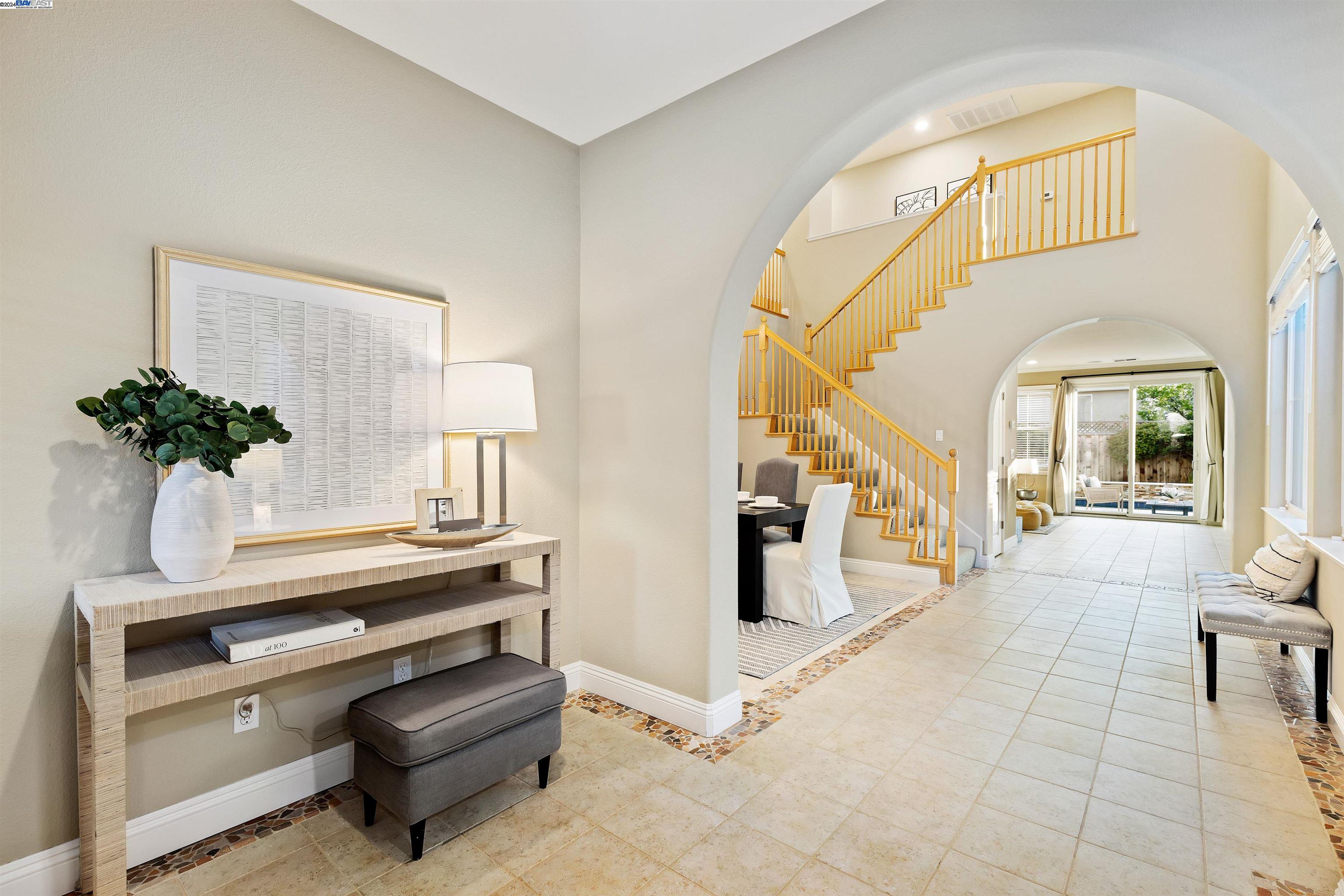 636 Dromana Ct