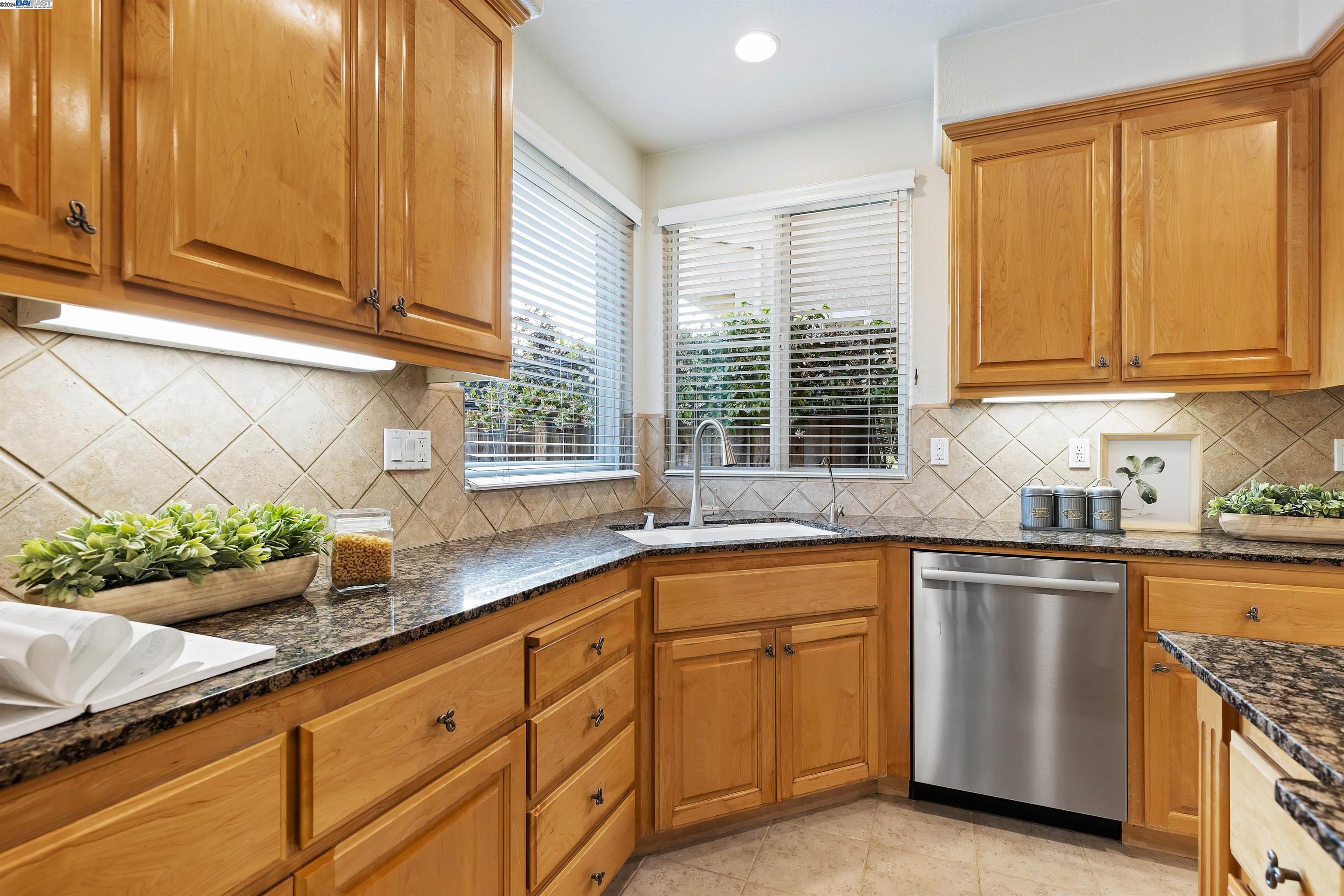 636 Dromana Ct