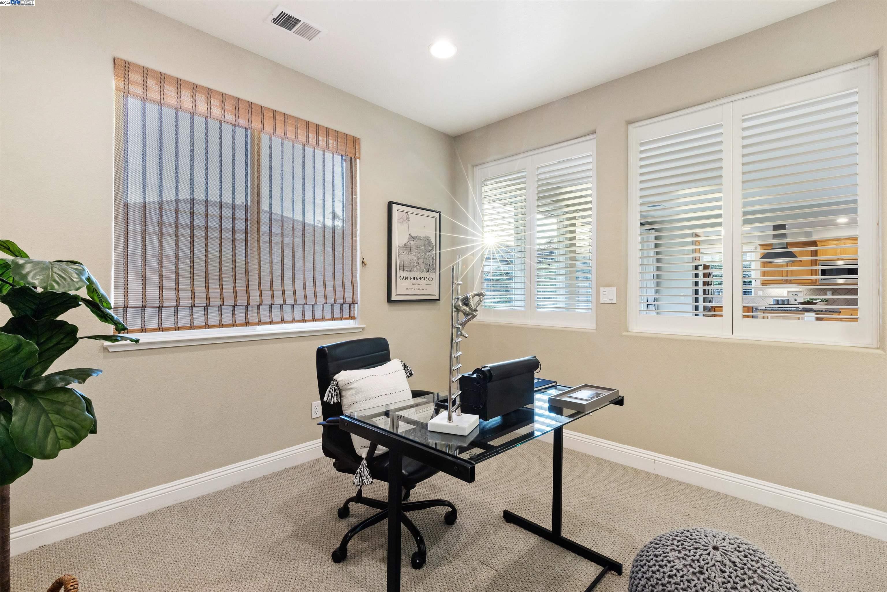636 Dromana Ct