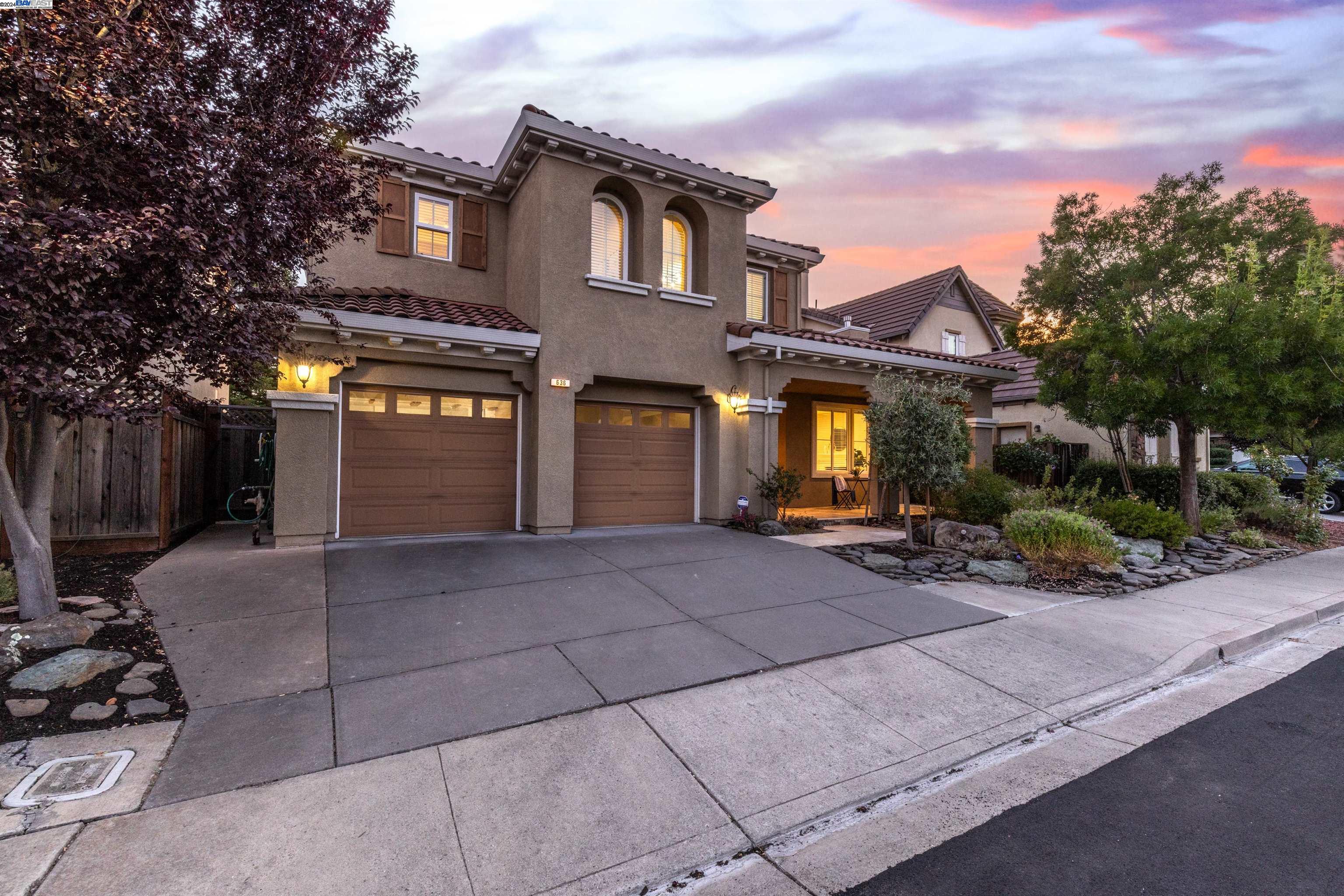 636 Dromana Ct