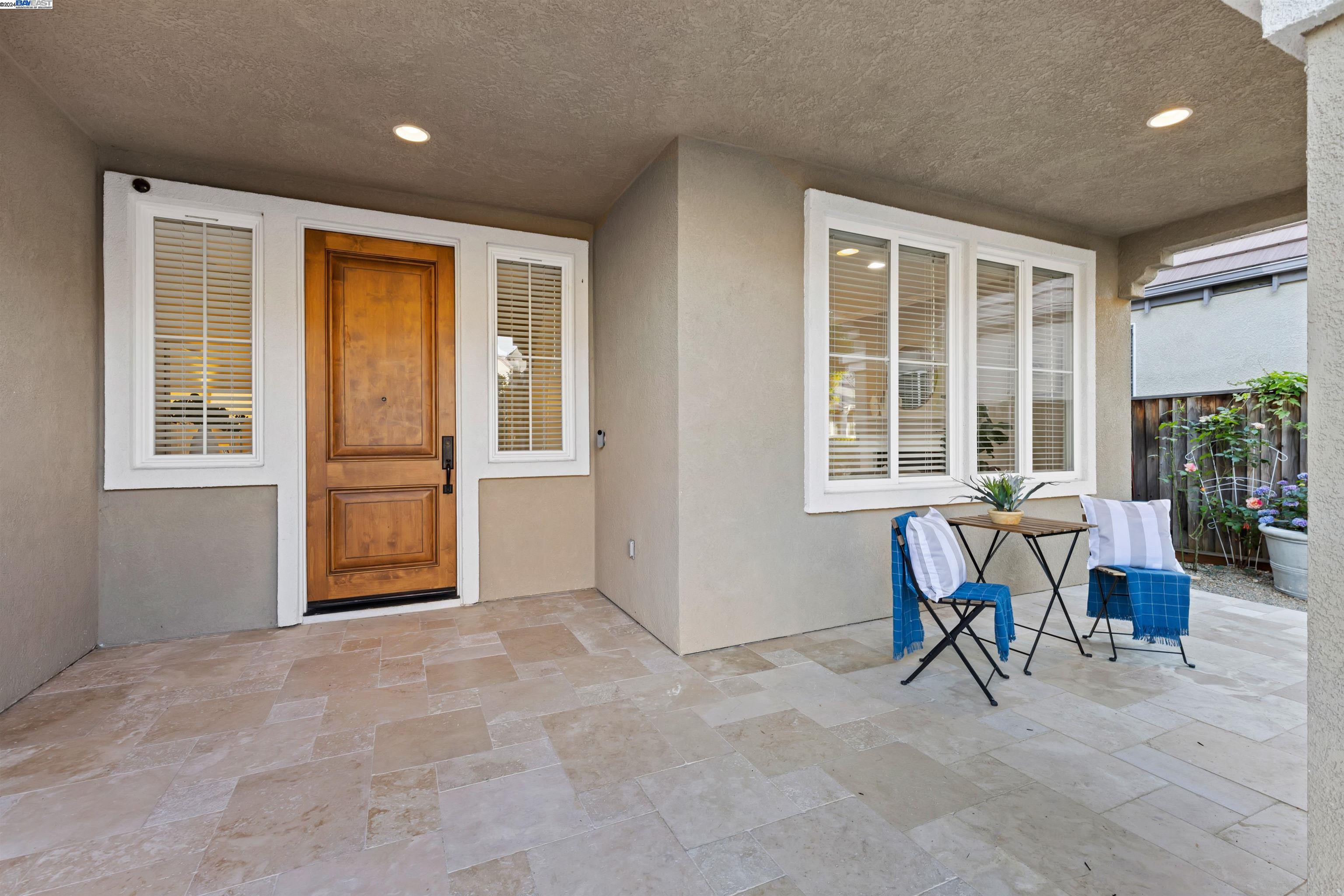 636 Dromana Ct
