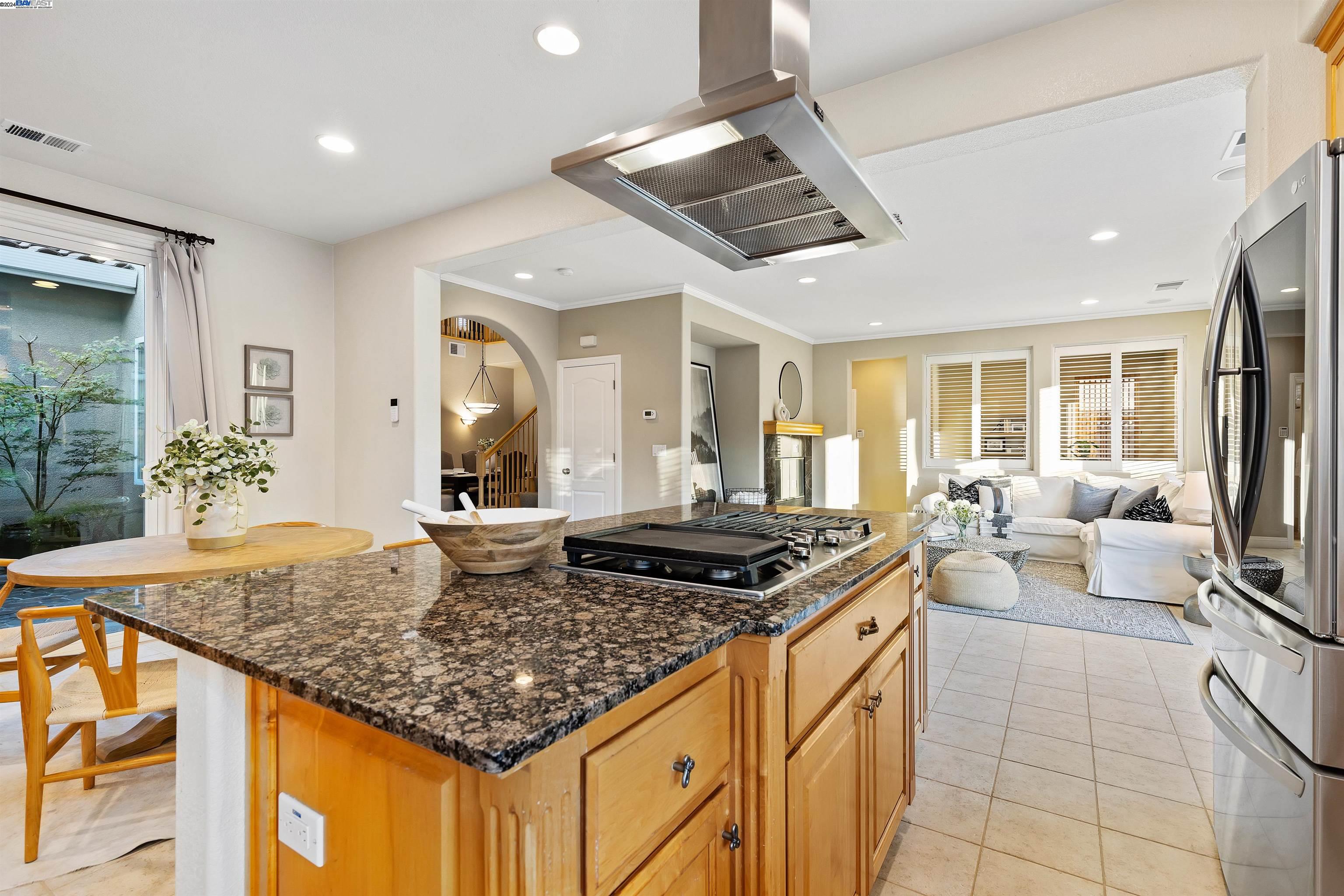 636 Dromana Ct