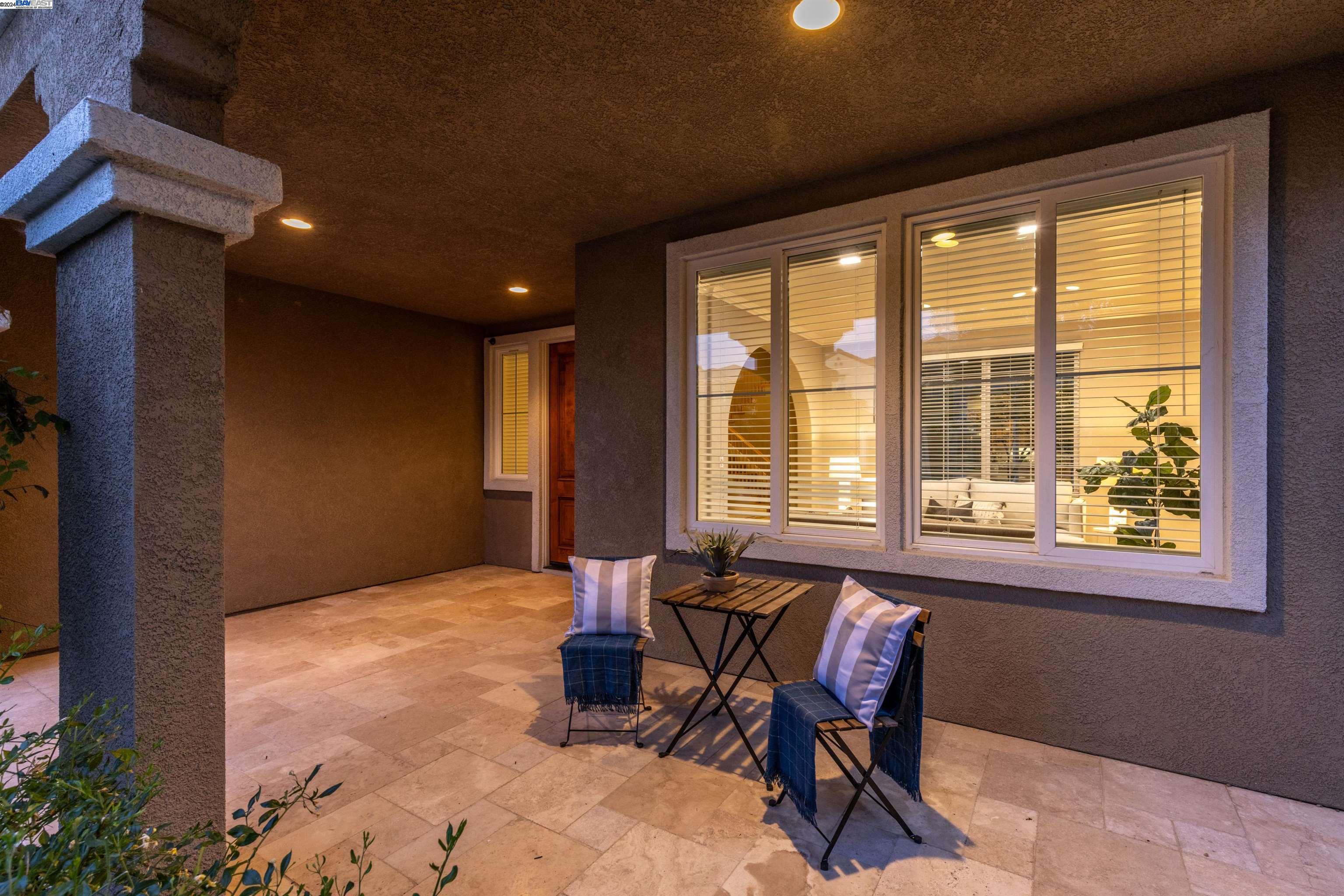 636 Dromana Ct