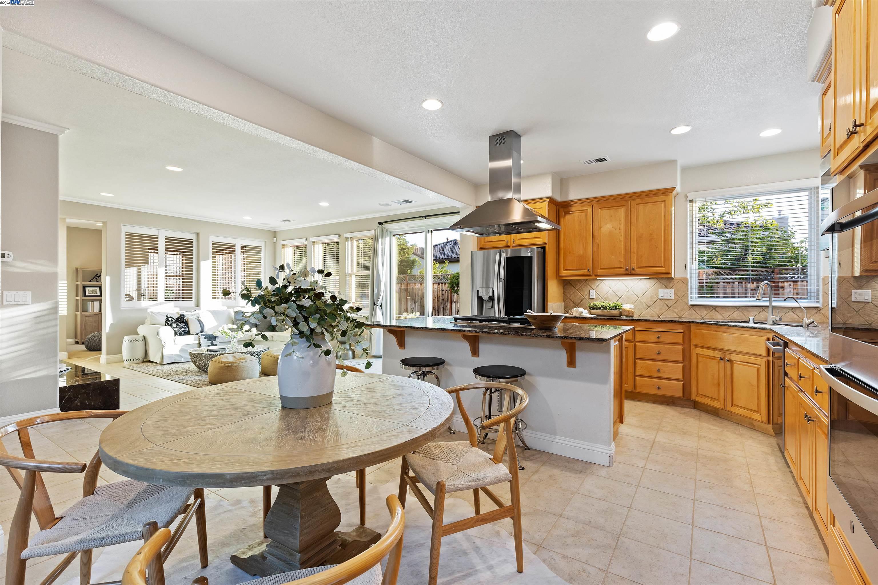 636 Dromana Ct