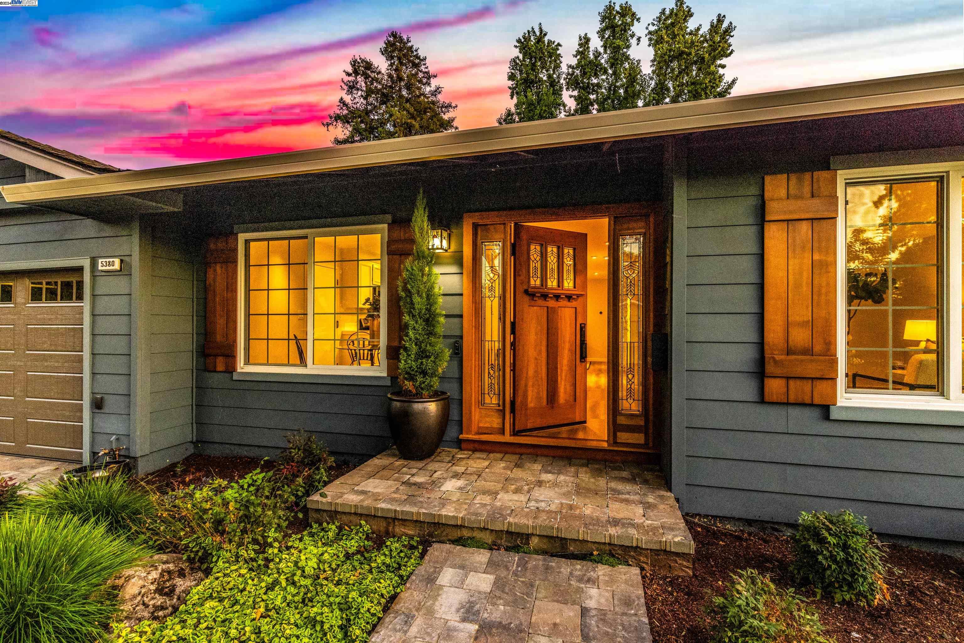5380 Mallard Dr