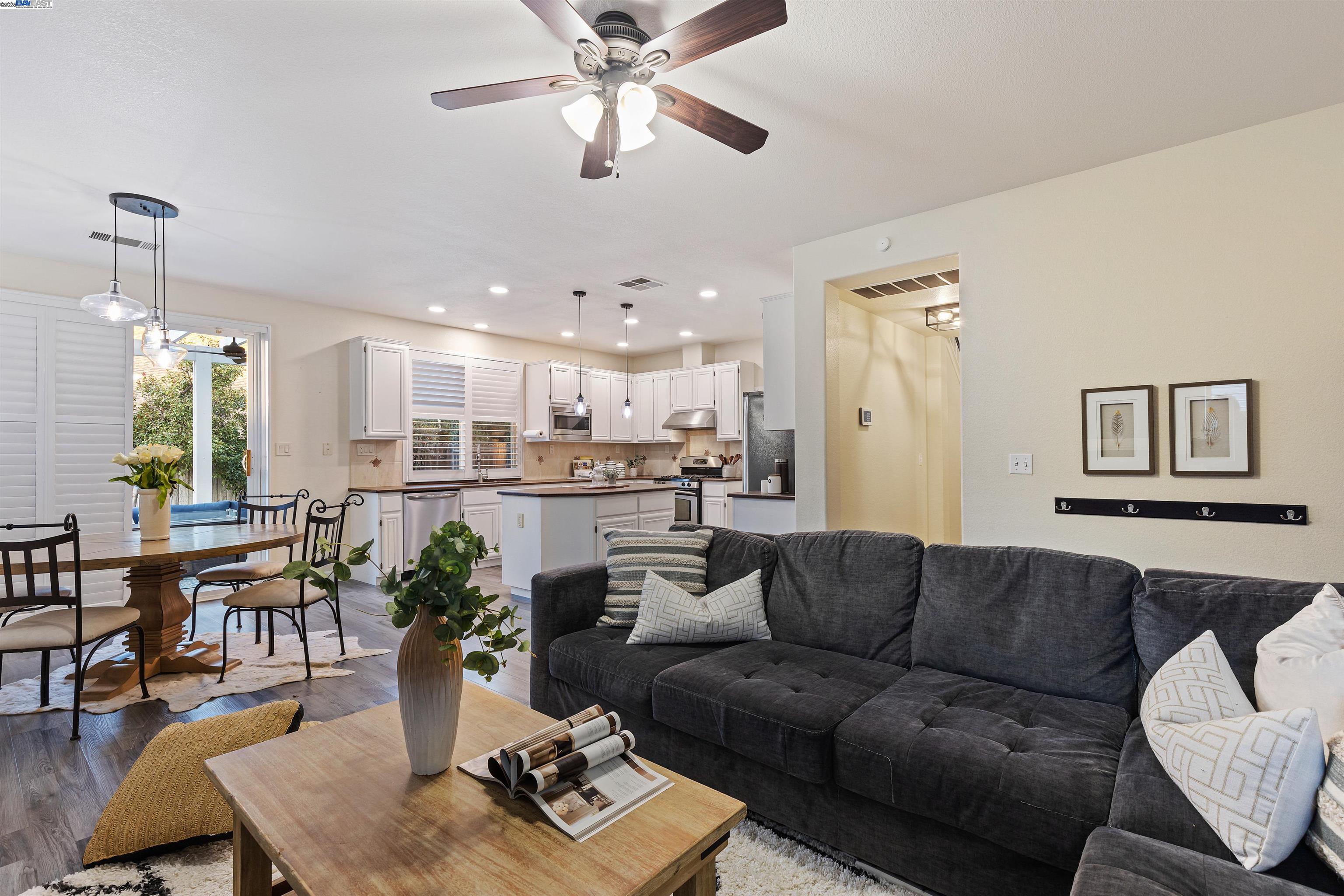 585 Bartlett Court