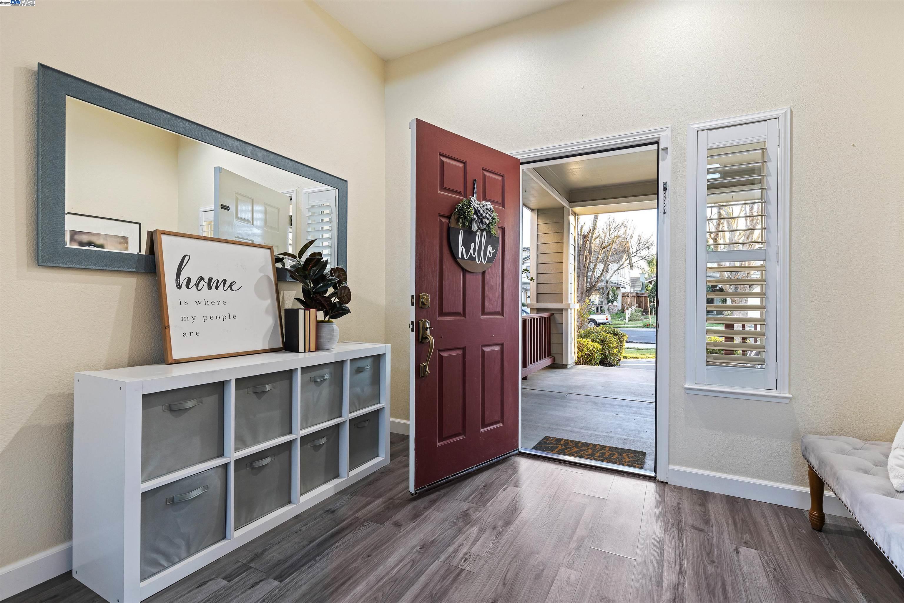 585 Bartlett Court
