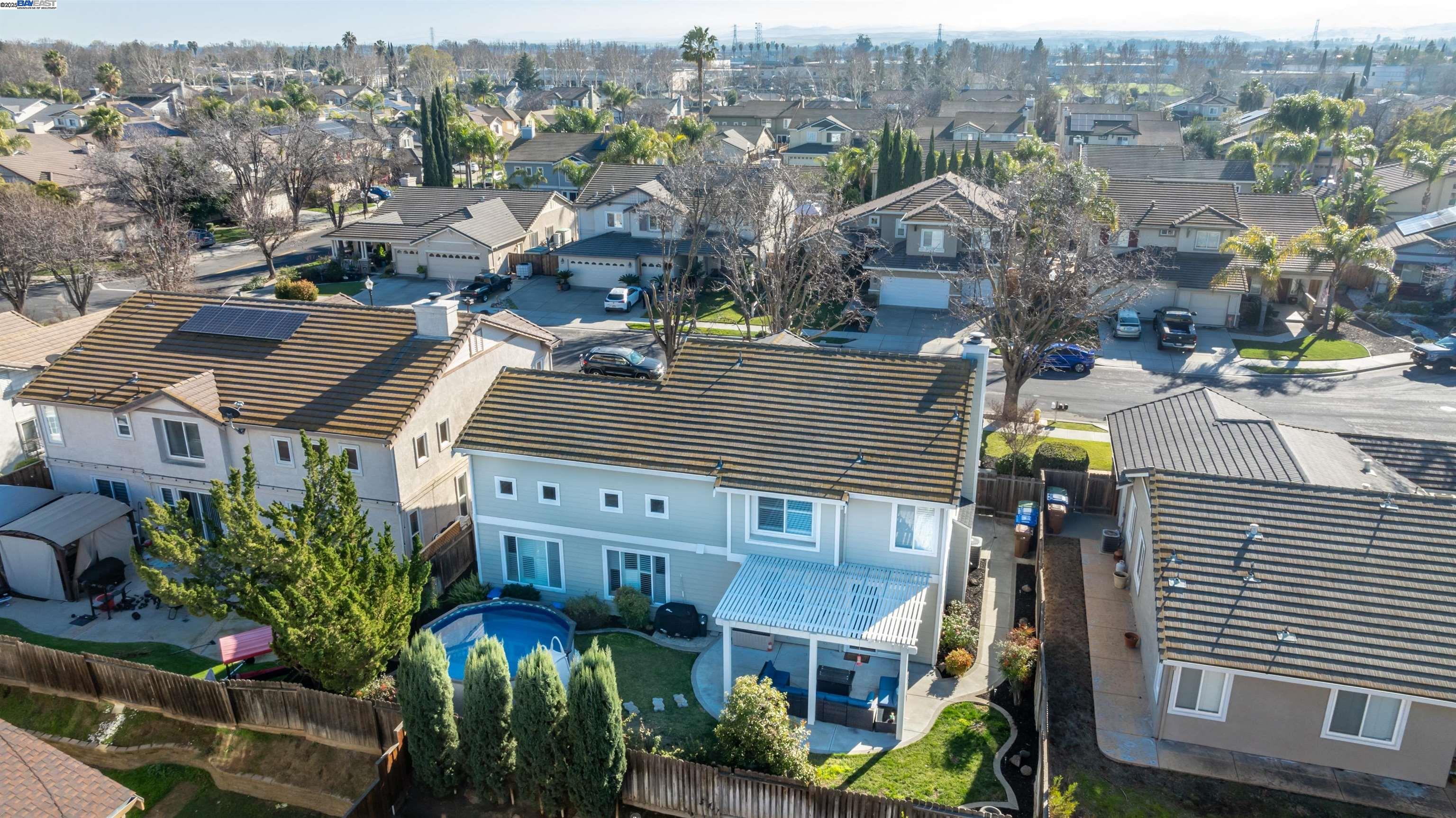 585 Bartlett Court