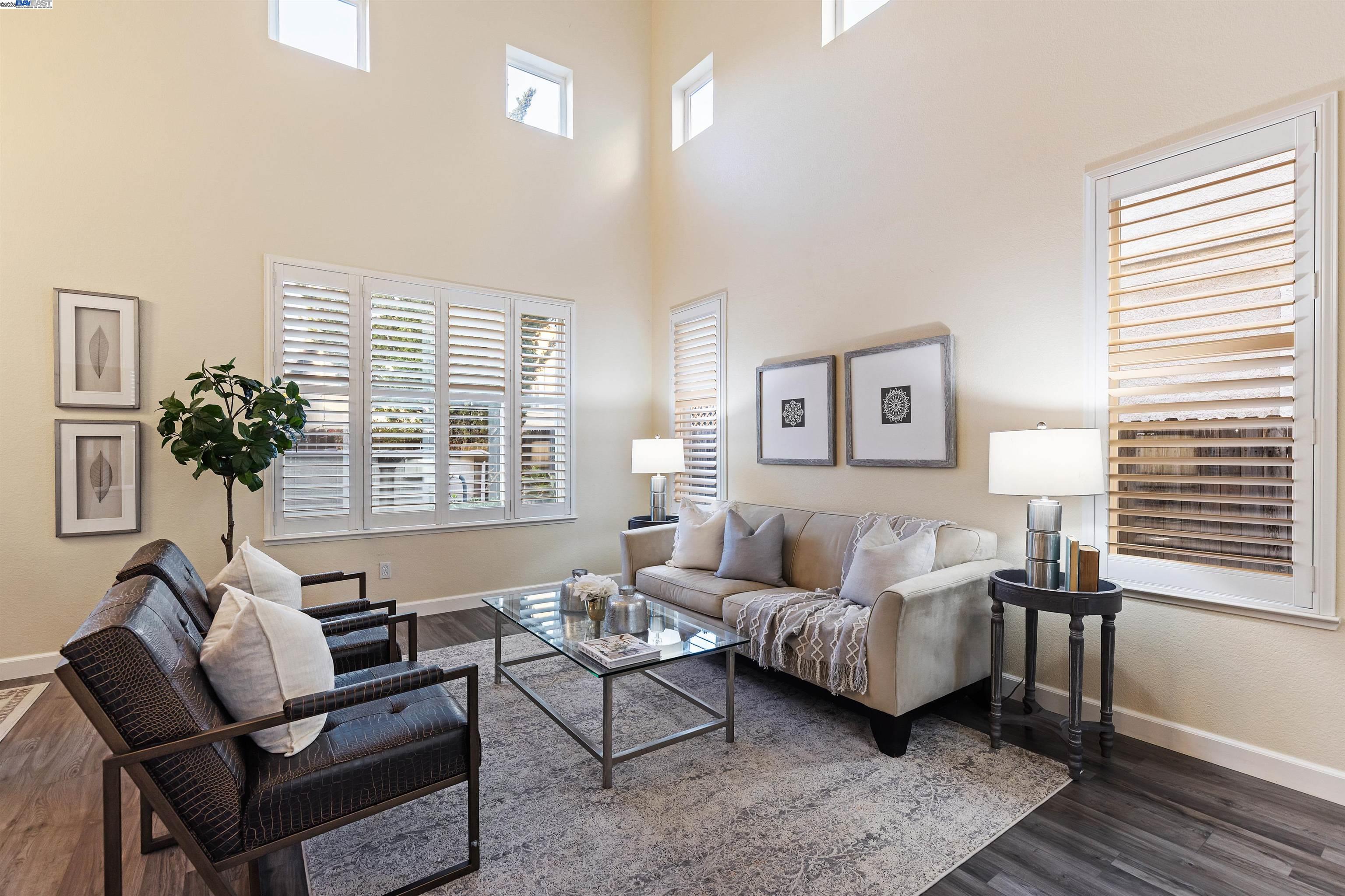585 Bartlett Court