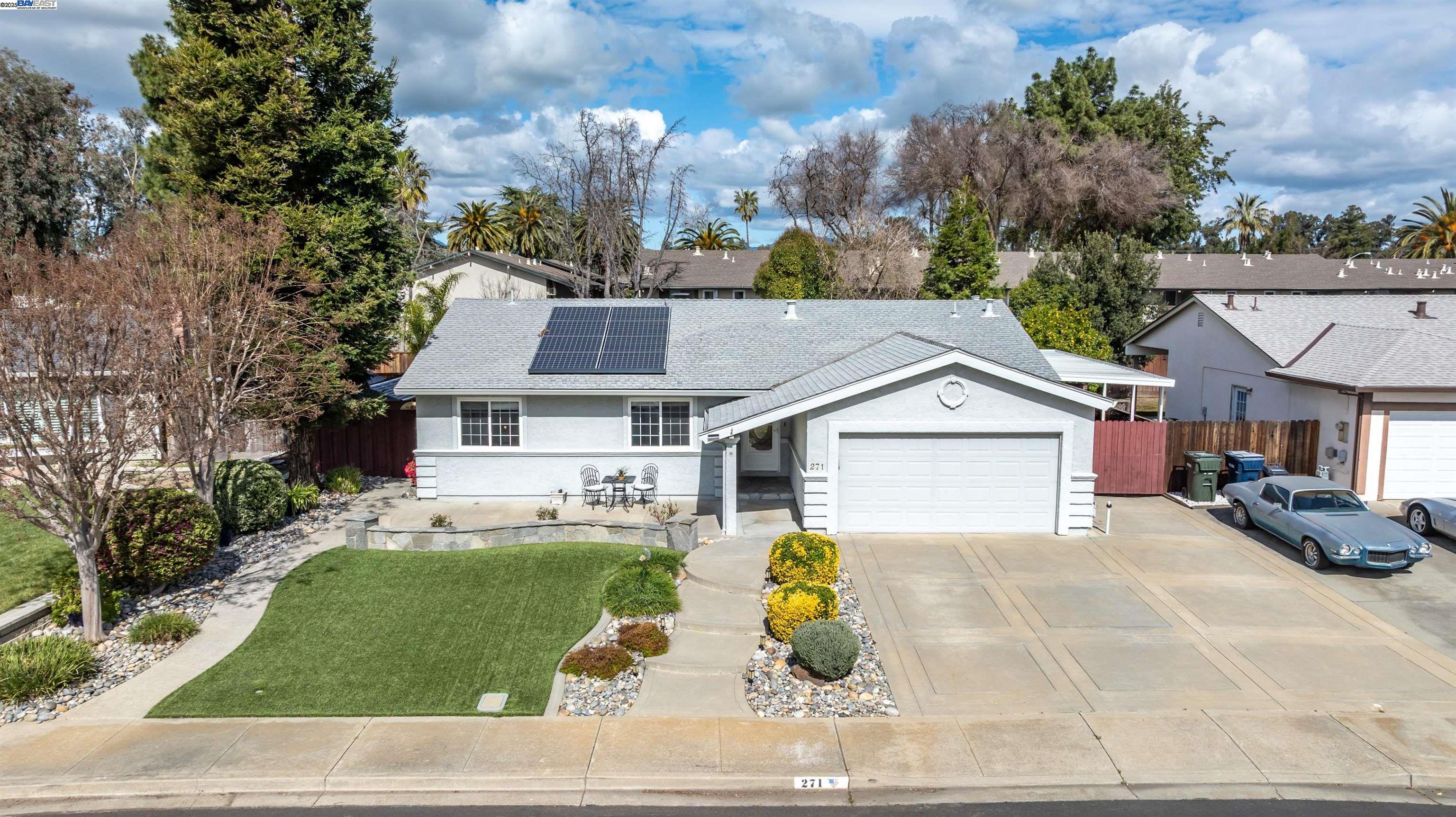 271 Covellite Ln