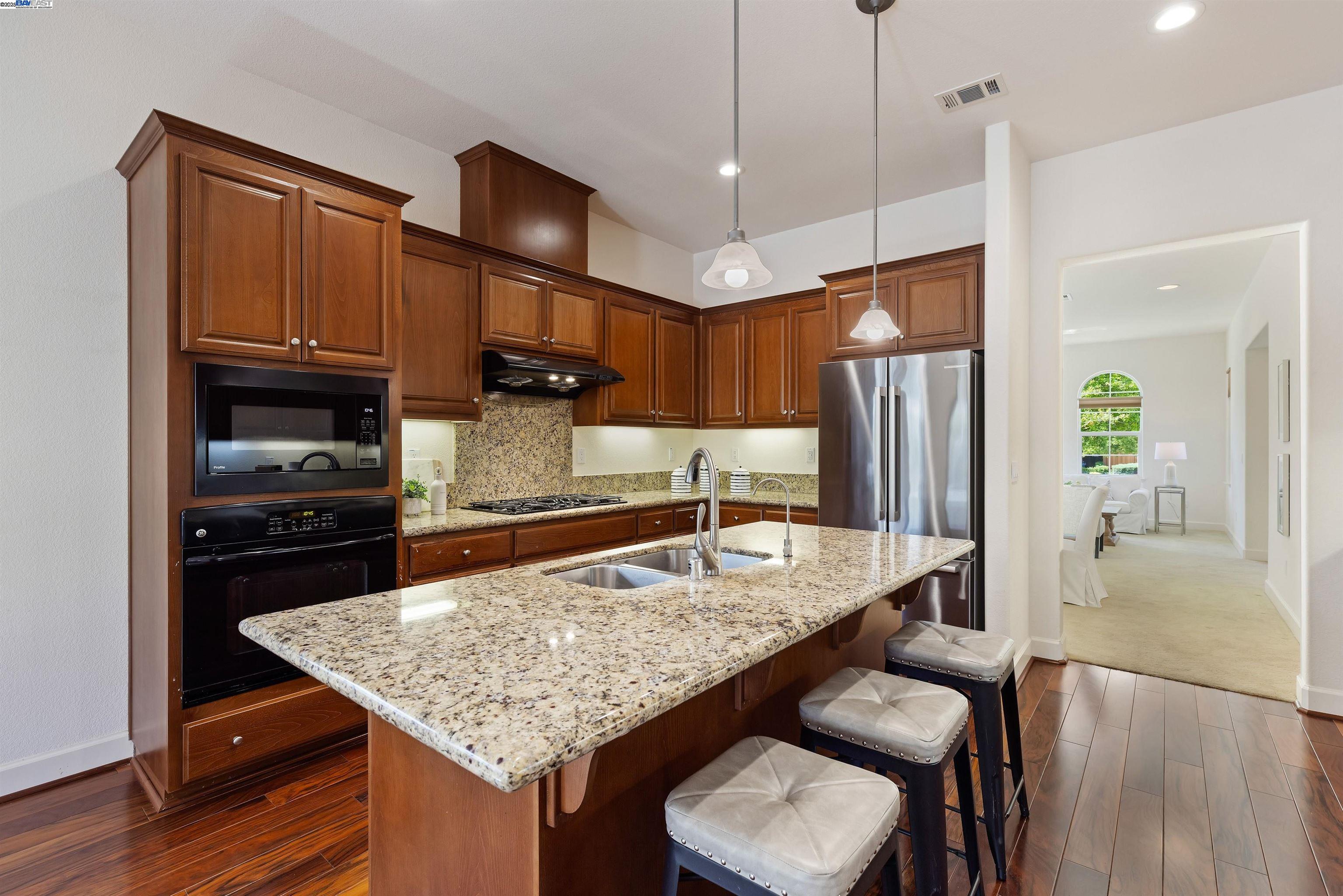 2715 Palatino Ct