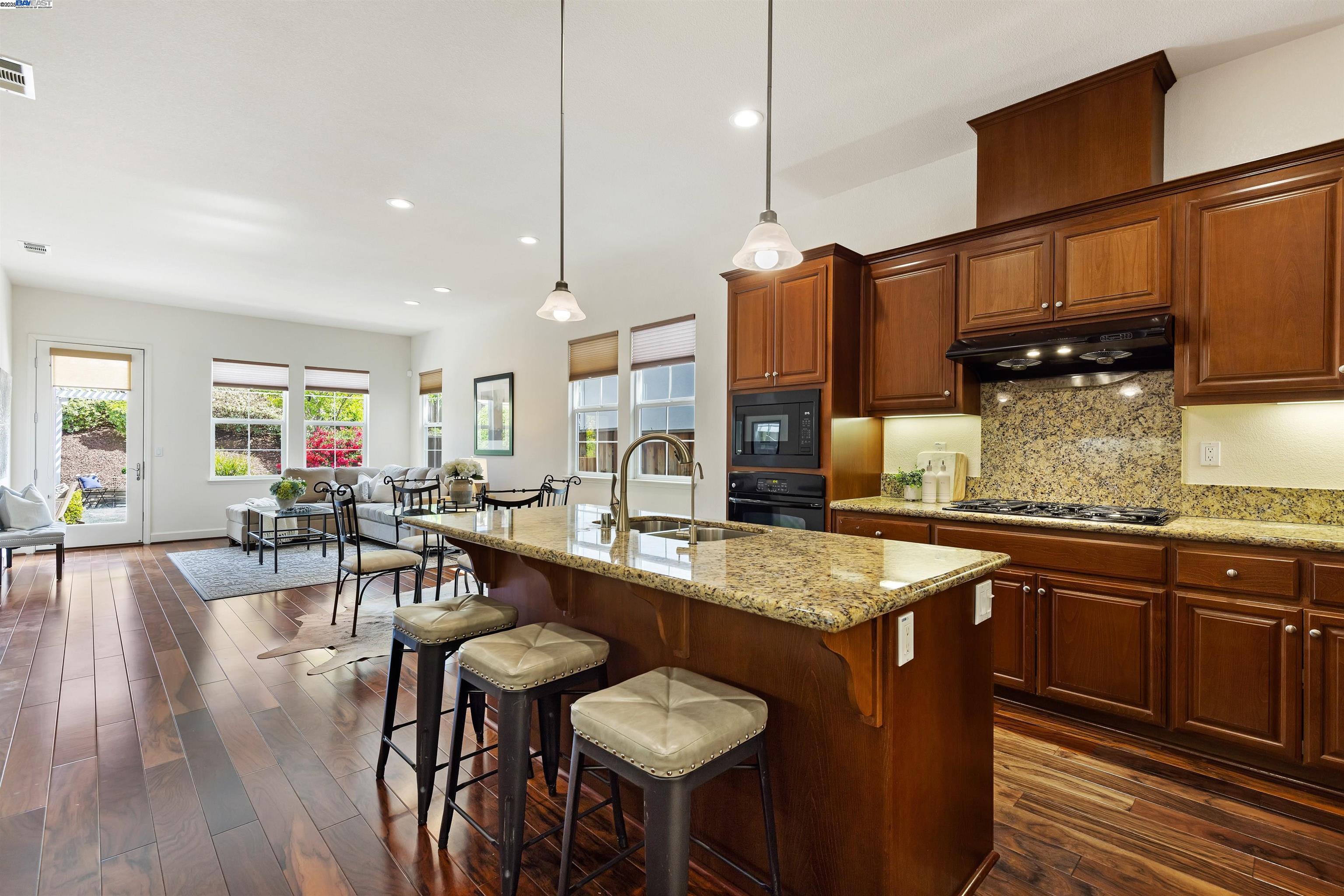 2715 Palatino Ct