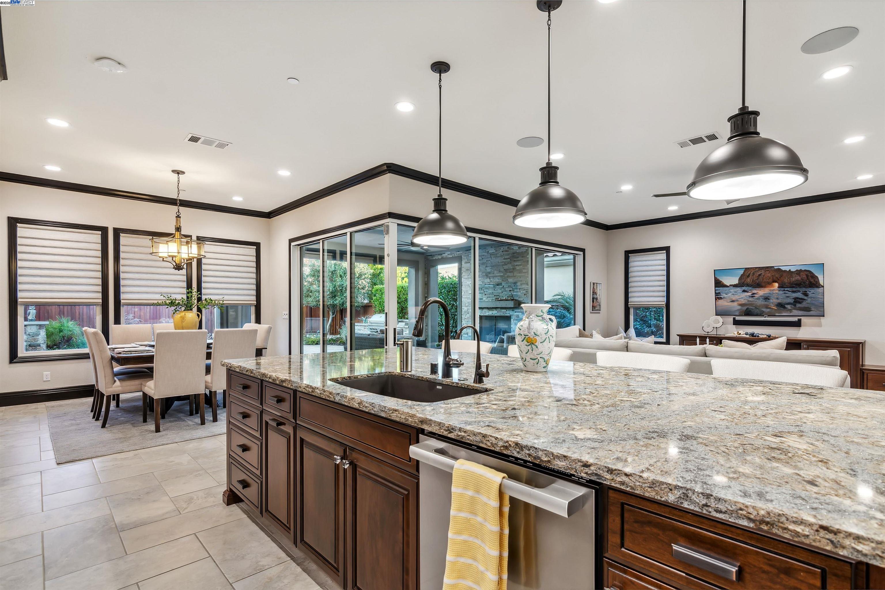 2015 Andalucia Ln