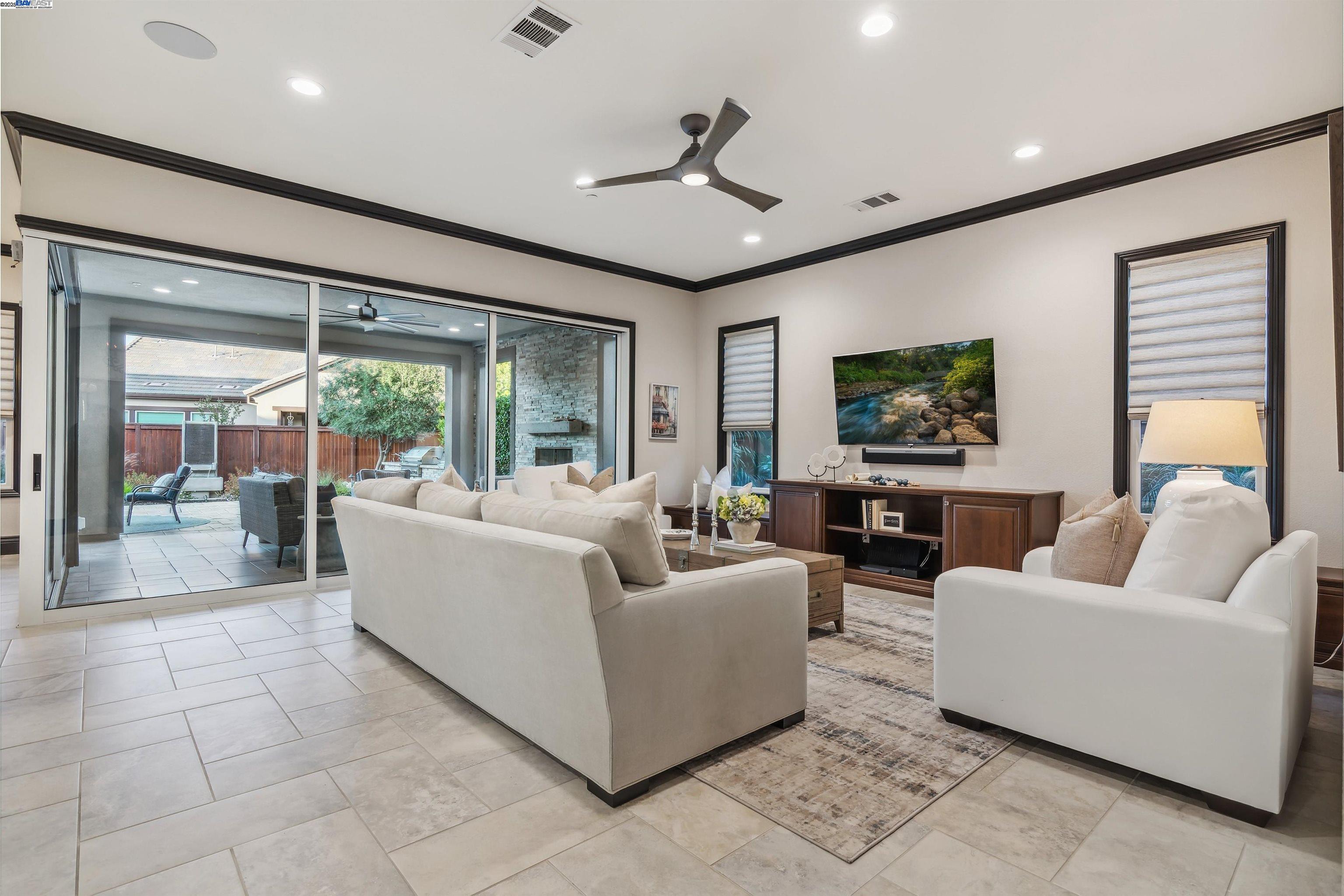 2015 Andalucia Ln