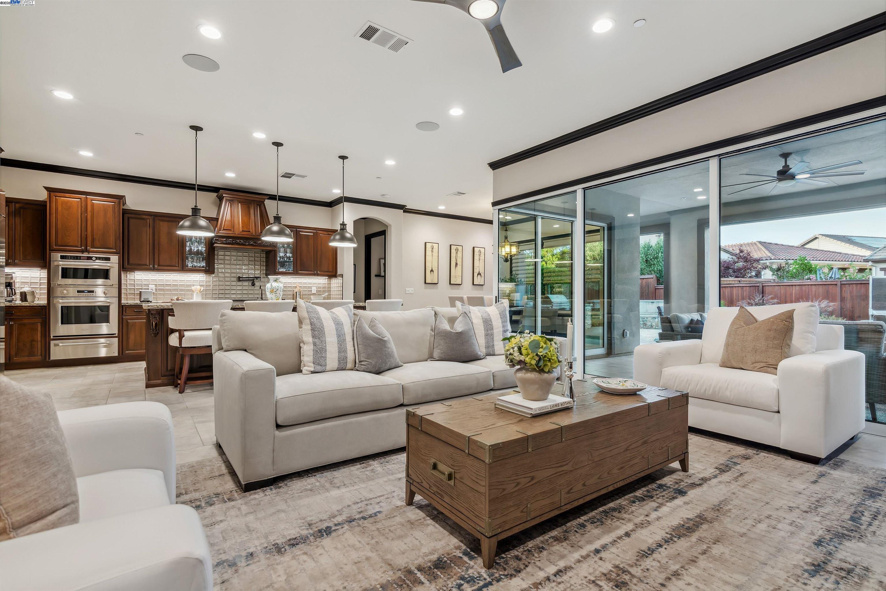 2015 Andalucia Ln