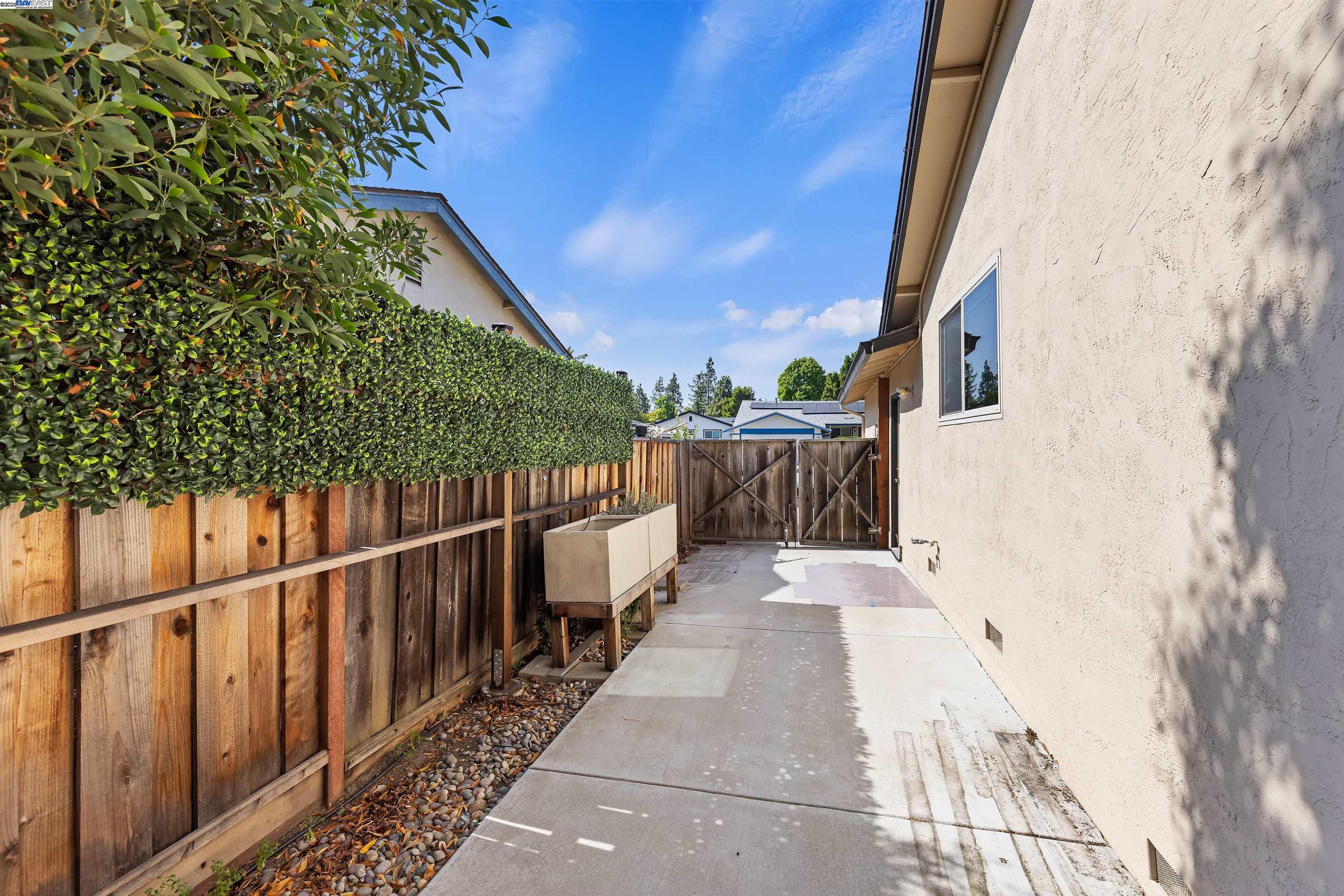 6266 Alvord Way