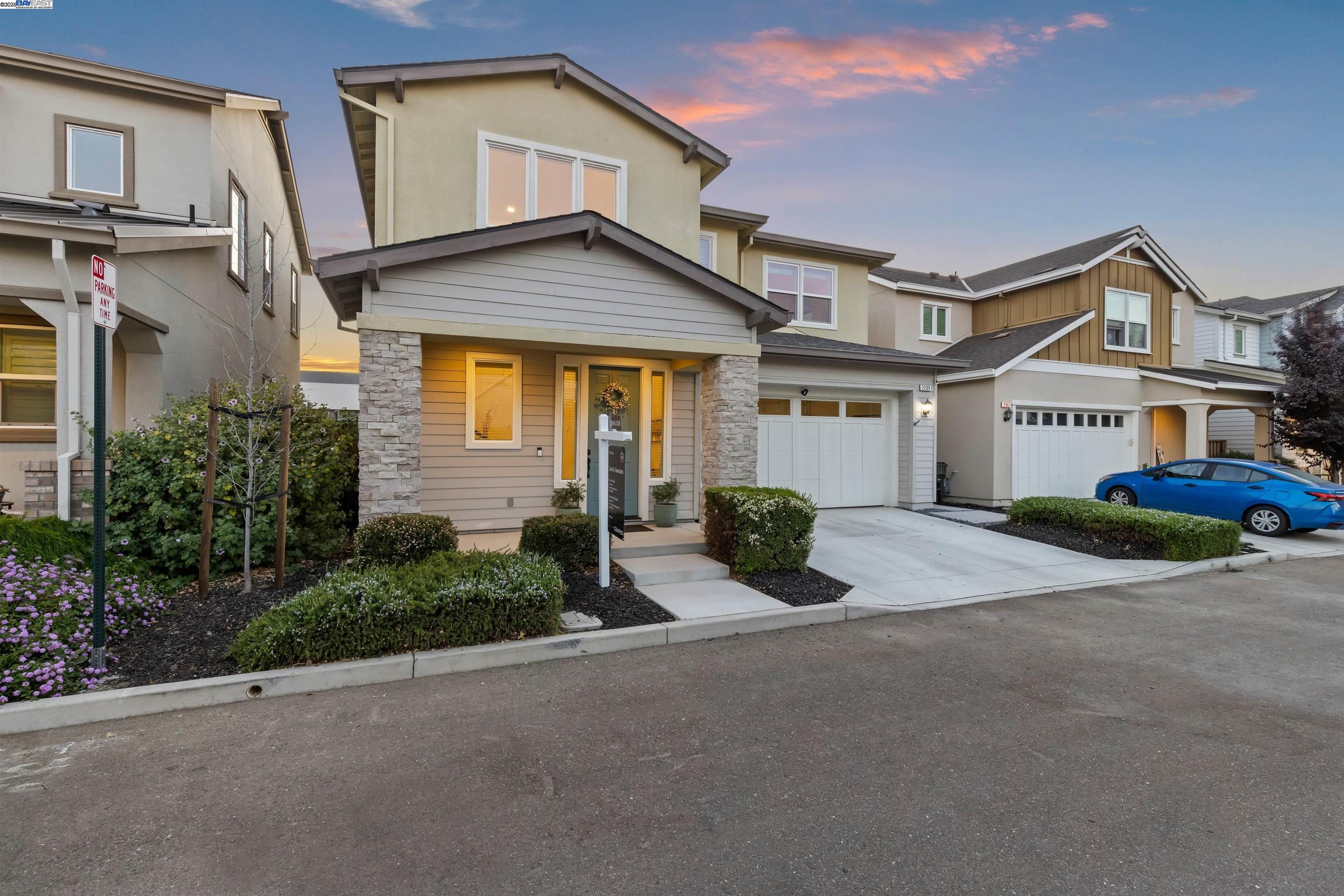 2209 Shiraz Cmn